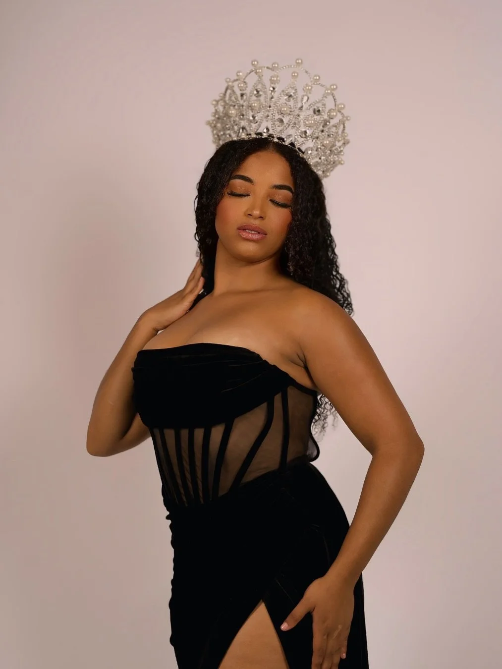 🎉✨ The celebration continues! ✨🎉

As we keep the birthday vibes going, we&rsquo;re thrilled to share that Latecia Bush, Miss Earth Cayman Islands, is now in 2nd place for the People&rsquo;s Choice &ndash; Americas Category! 🌎💚

Let&rsquo;s rally 