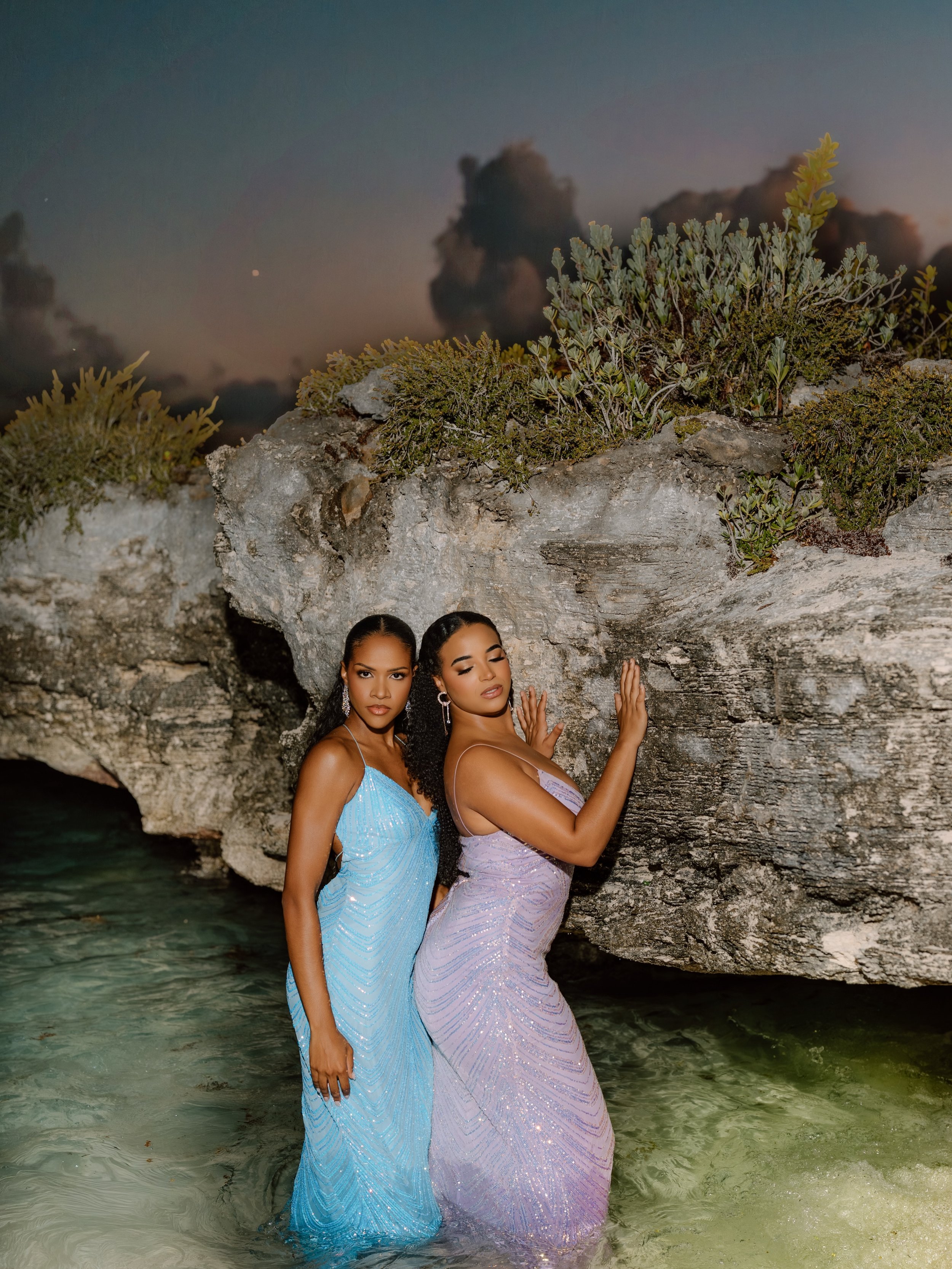 Miss Earth Cayman Islands Sister Queen Shoot 🌊

Our stunning queens had a beautiful photoshoot at the iconic Smith Cove - a natural landmark of the Cayman Islands. The mission of Miss Earth is to advocate for the protection of places like Smith Cove