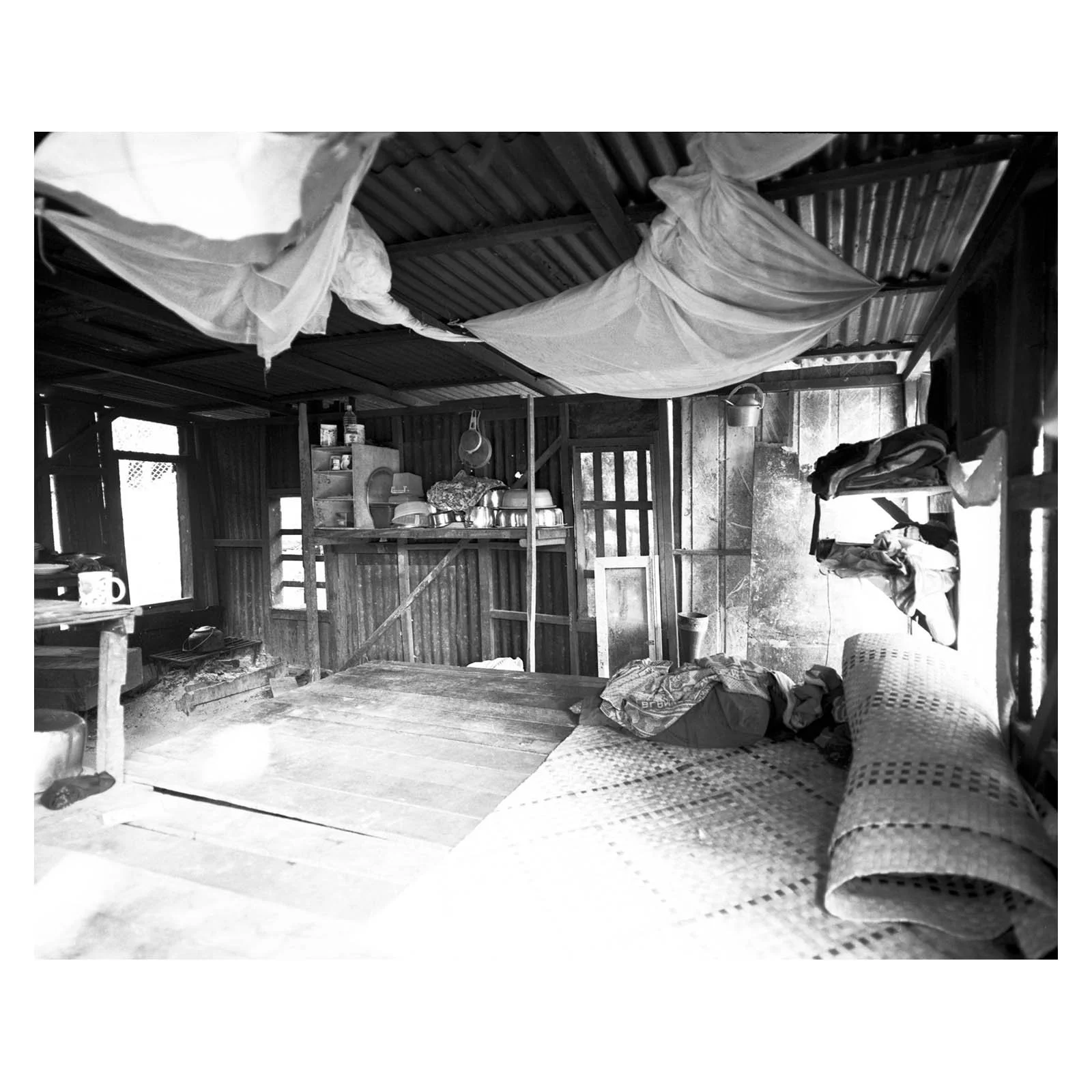 1904_8_mile_interiors_021.jpg