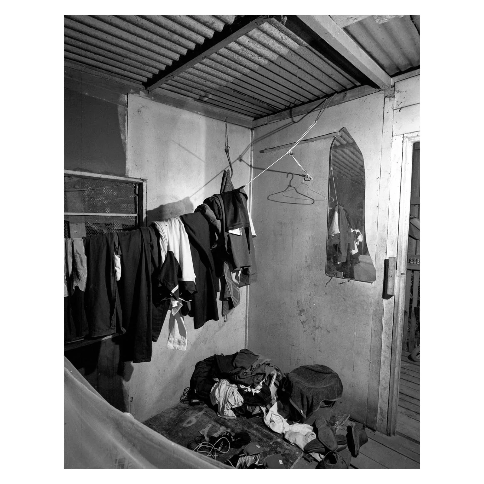 1904_8_mile_interiors_023.jpg