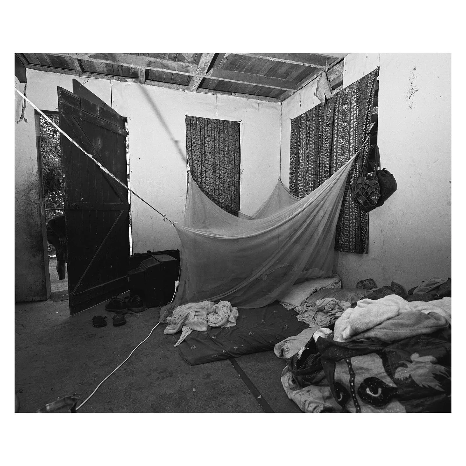2013_8_mile_interiors_002.jpg
