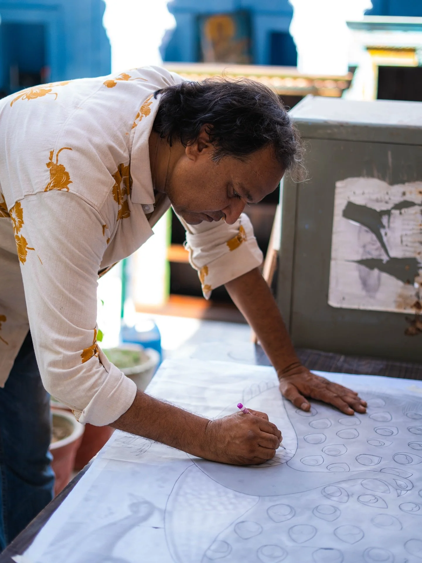 Meet Mr. Riyaz Uddin, the master miniature artist from Jaipur whose brush turns stories into living poetry. 
From the intricate miniature illustrations of the Kavad (Blue Voices) to the vibrant, Phad-inspired artwork of the Mud Wasp Diorama, his cre