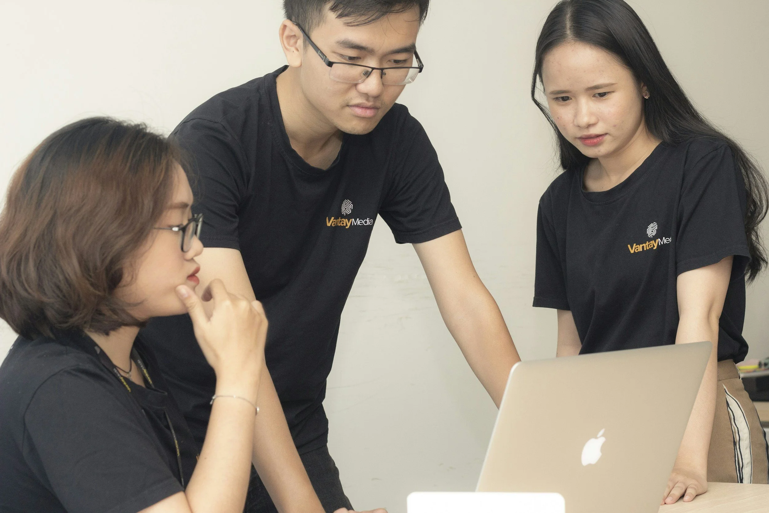 15 Startup Tips for Young Entrepreneurs