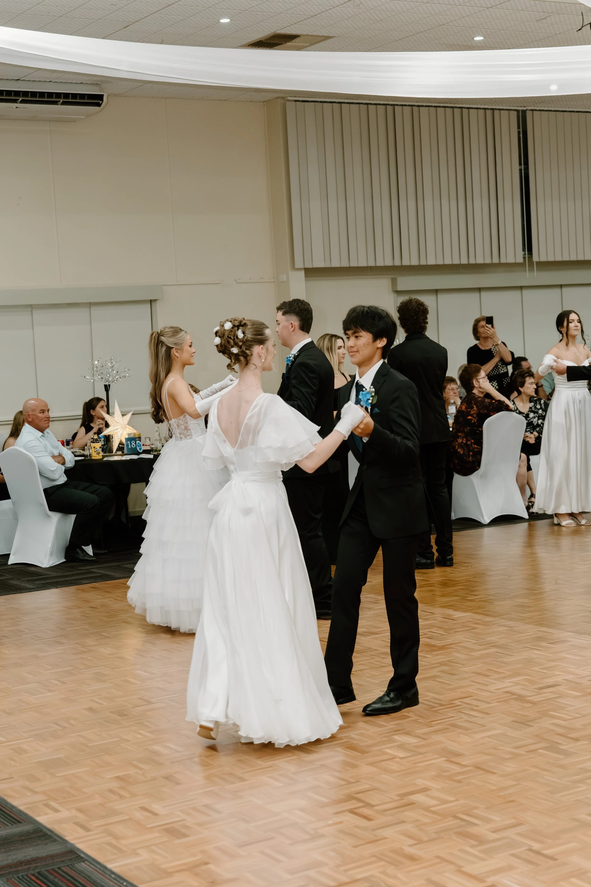 Debutante_200.jpg
