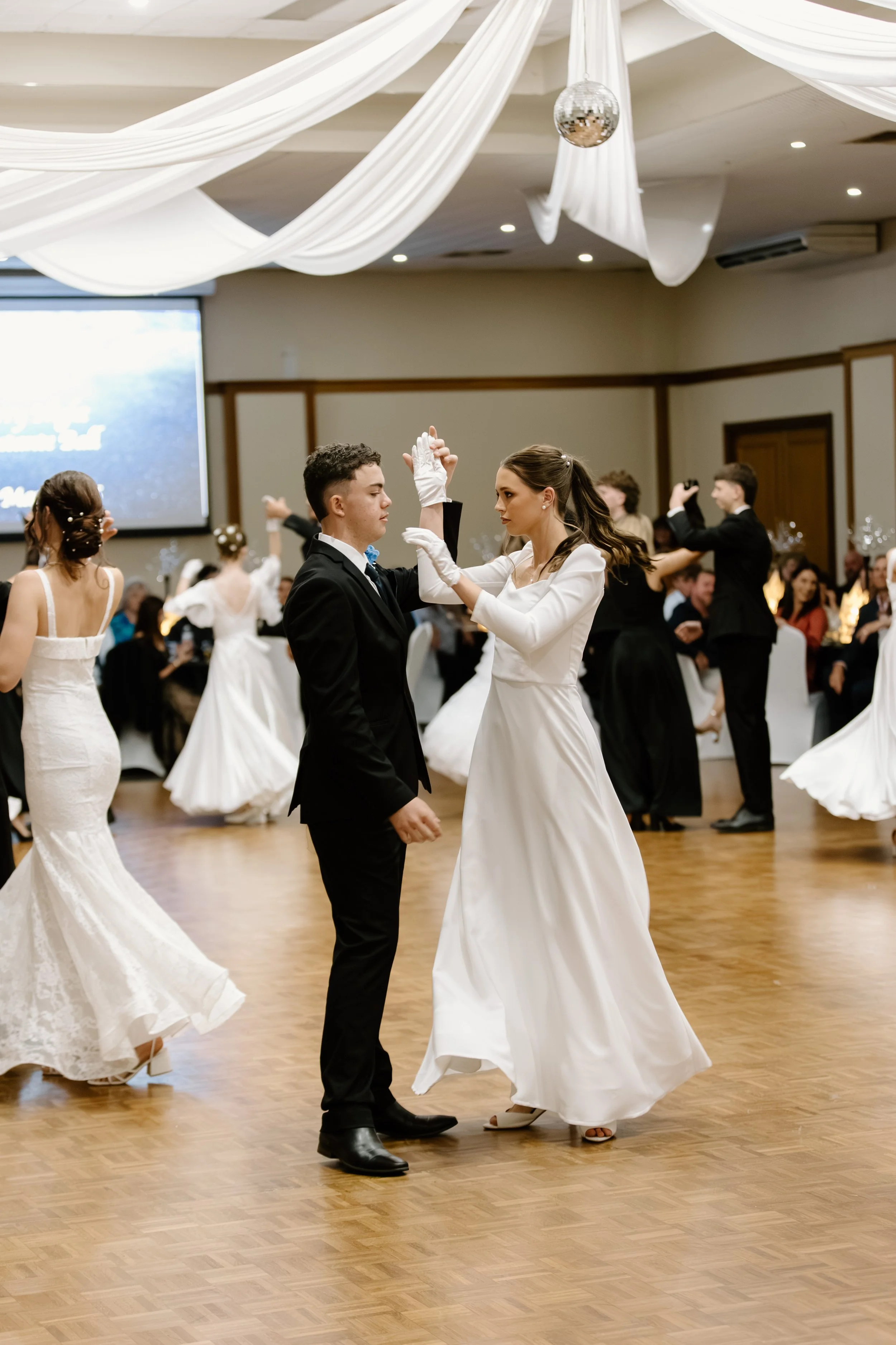 Debutante_88.jpg