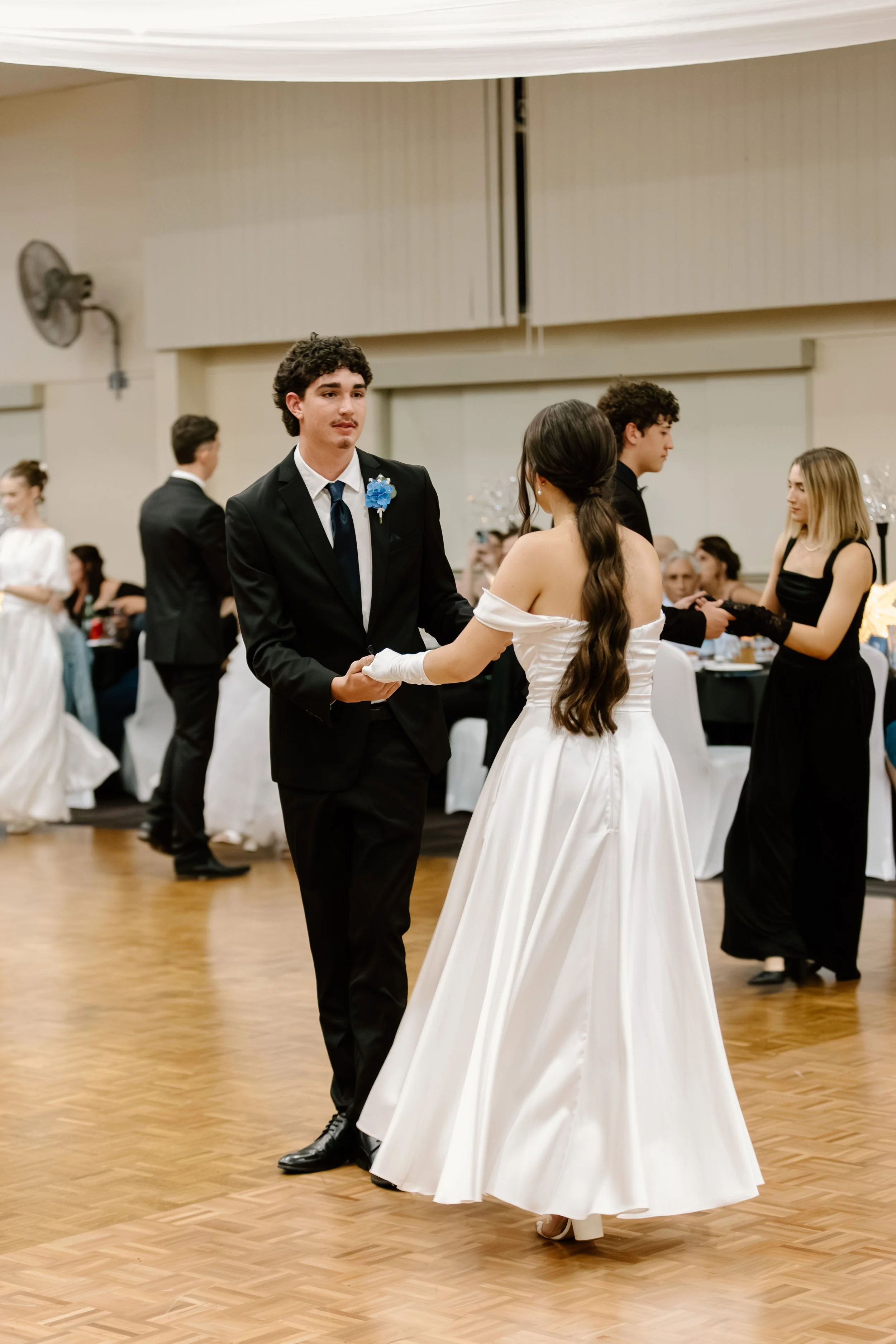 Debutante_96.jpg