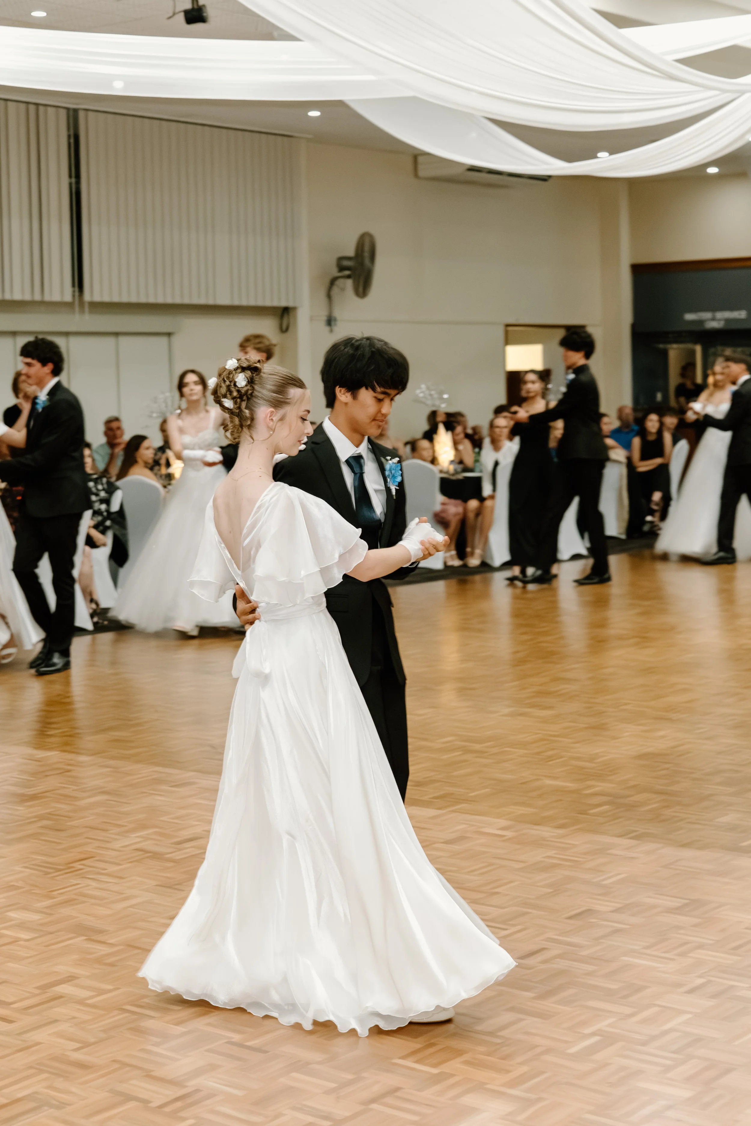 Debutante_202.jpg