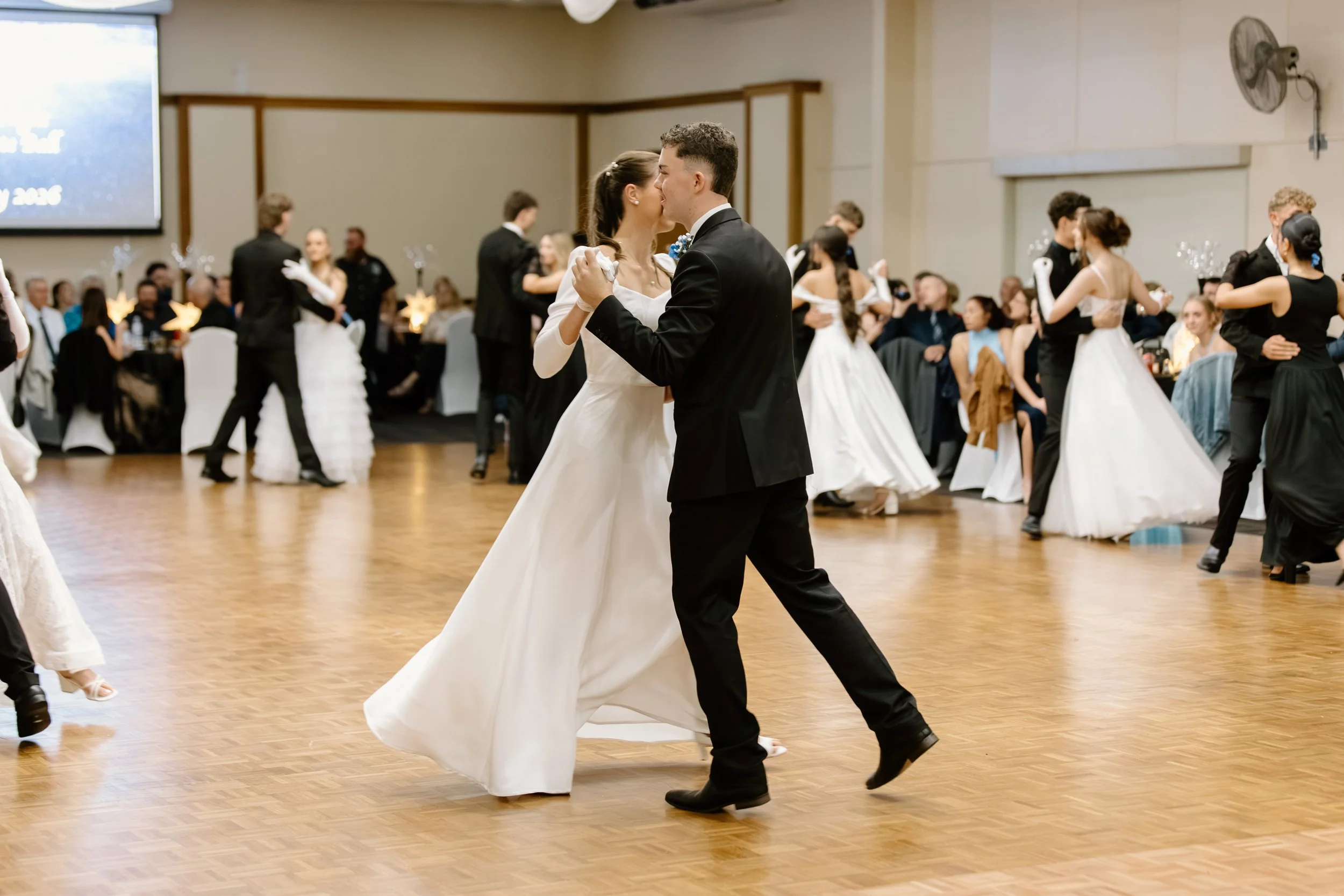 Debutante_91.jpg
