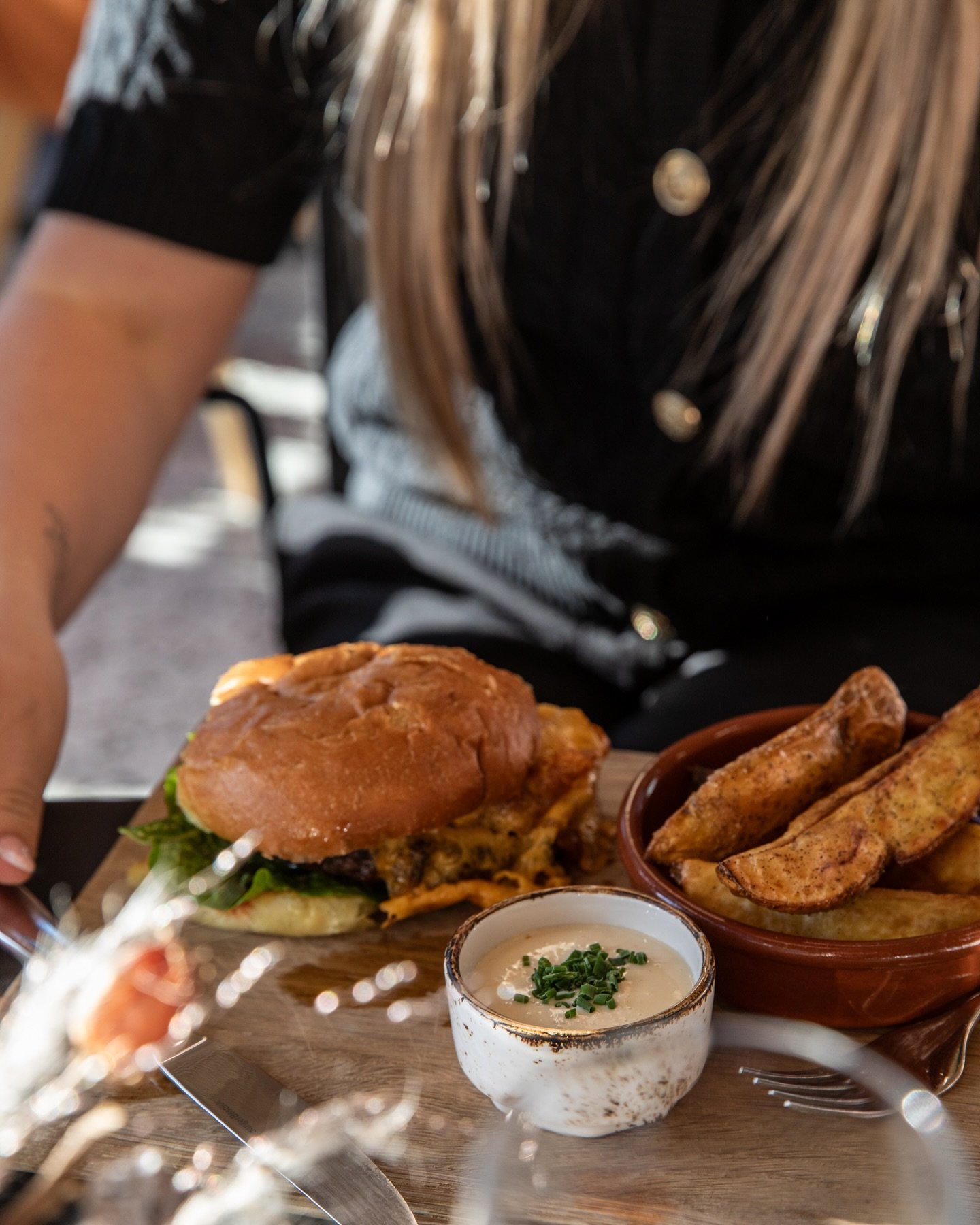 Grisegod burger p&aring; @lanternen_sottogsalt