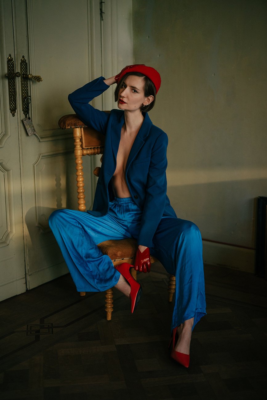 asmall christal blue (13).jpg