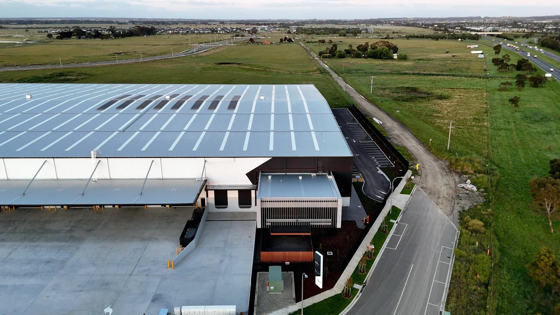 2-Endeavour-Keyframe 2.jpg