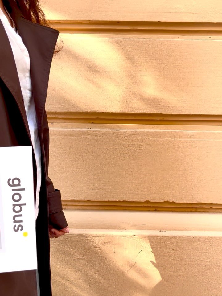 Momenti che restano nel cuore. Uno stile che affascina.
È online la campagna “Prom Night” di @globusmode: completi, abiti e styling personalizzato per una serata indimenticabile.
Abbiamo sviluppato il concept e la strategia e li abbiamo realizzati insieme a:
📸 @gerd_eder 🎥 @ma