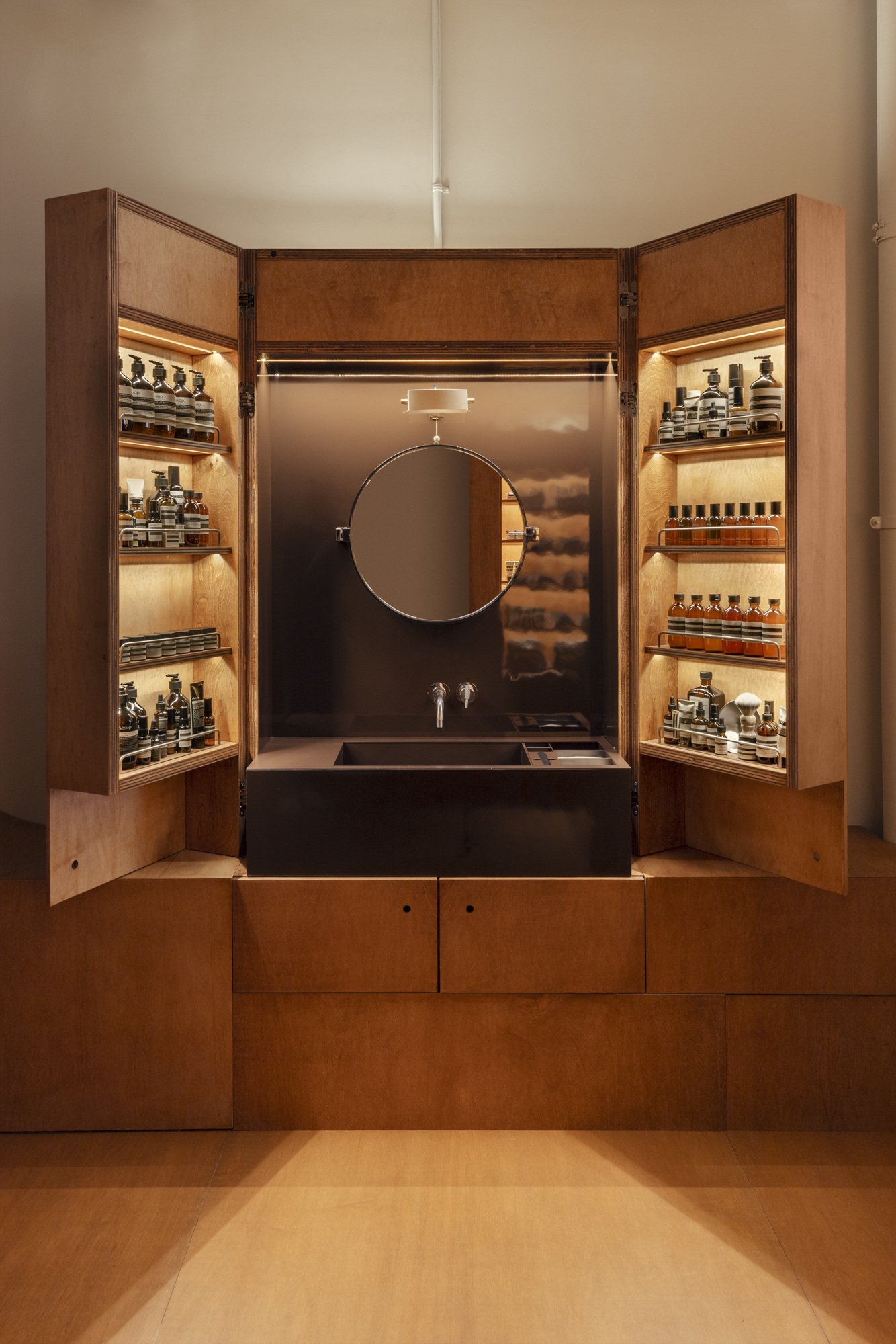 Aesop_NewYork_Gansevoort_Fixture Design.jpg