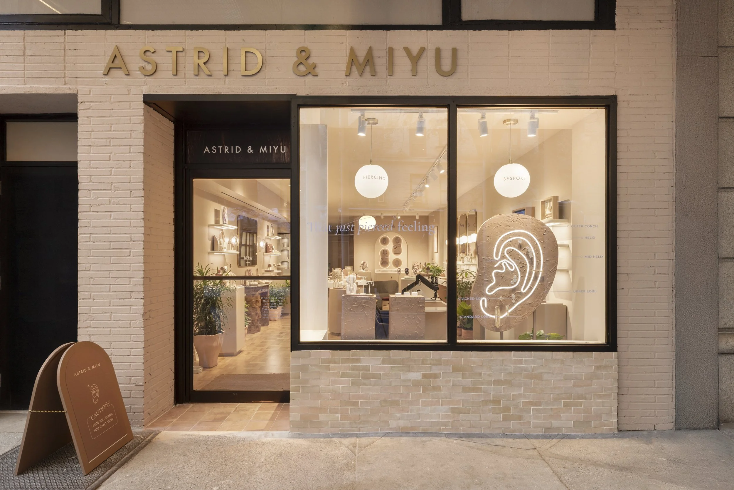 Astrid_Miyu_Madison_Ave_NYC_Jewelry Store.jpg