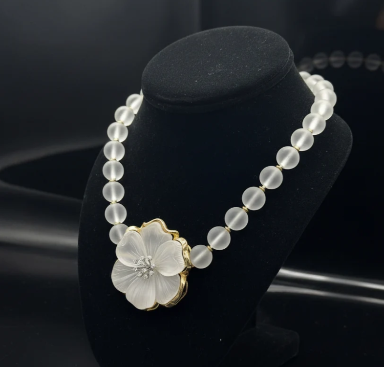 Estate-Roberto-Paolini-rock-crystal-and-diamond-necklace.png