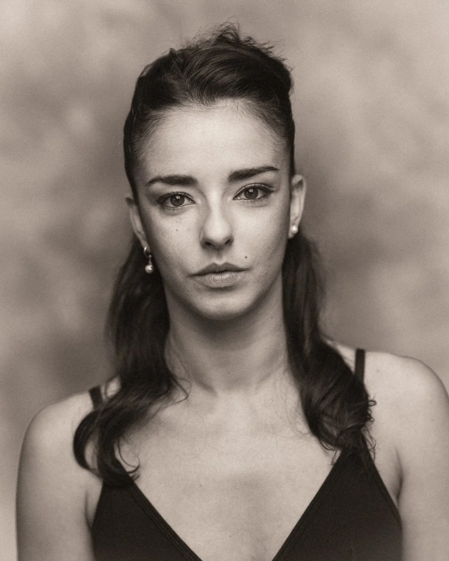 Portrait of and with the beautiful italian dancer Sara Pennella. @sara_penn_