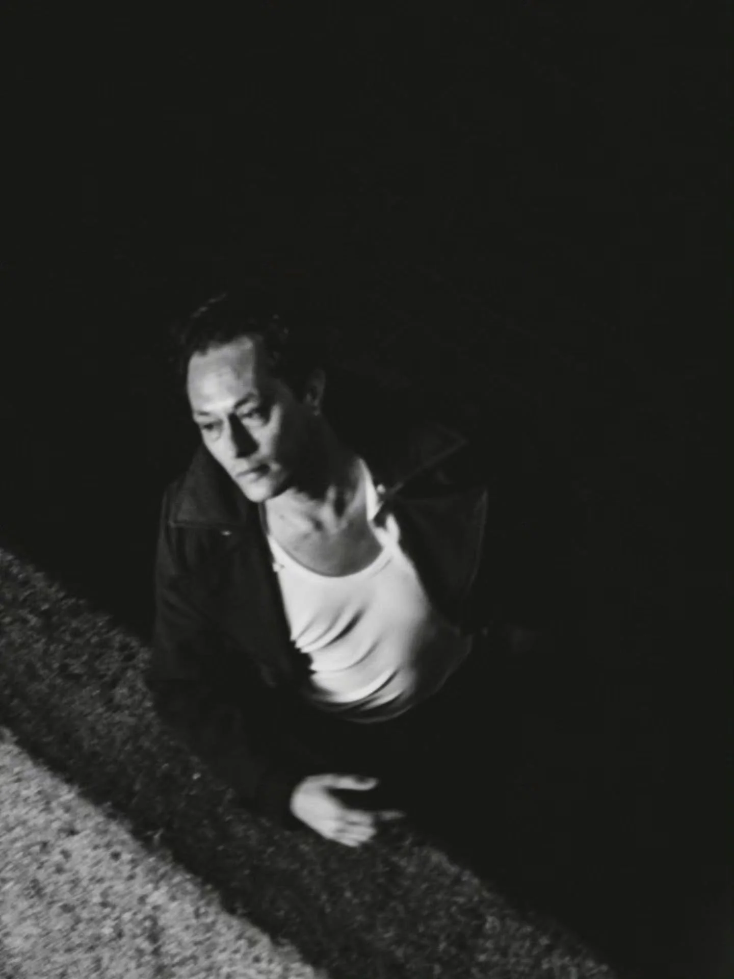 Write me a poem for breaking free.
With the amazing @felix_brunger