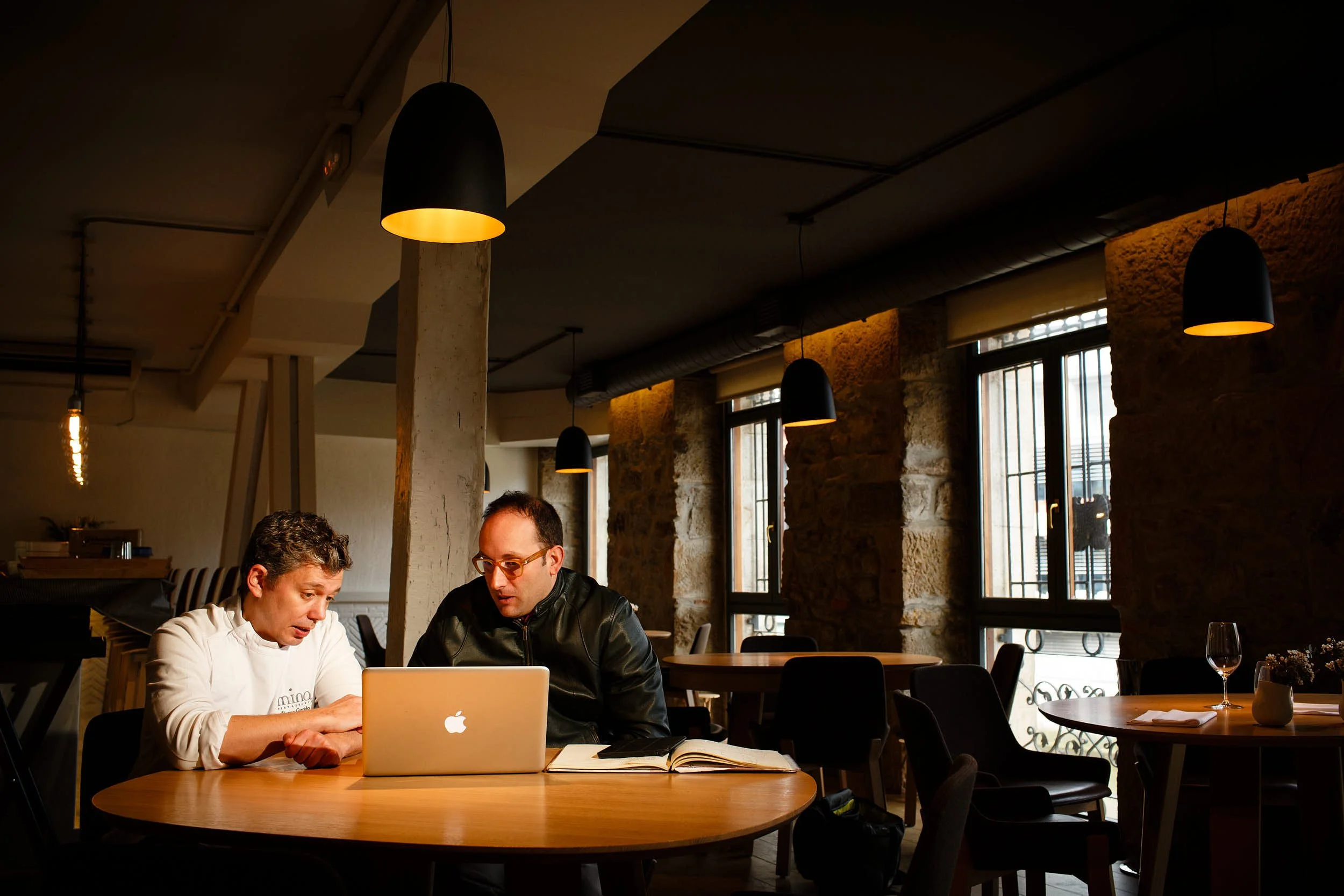 12/2/15 Chef Álvaro Garrido and Alvaro Sordo, Restaurante Mina, Bilbao (Vizcaya), País Vasco. Photo by James Sturcke | sturcke.org