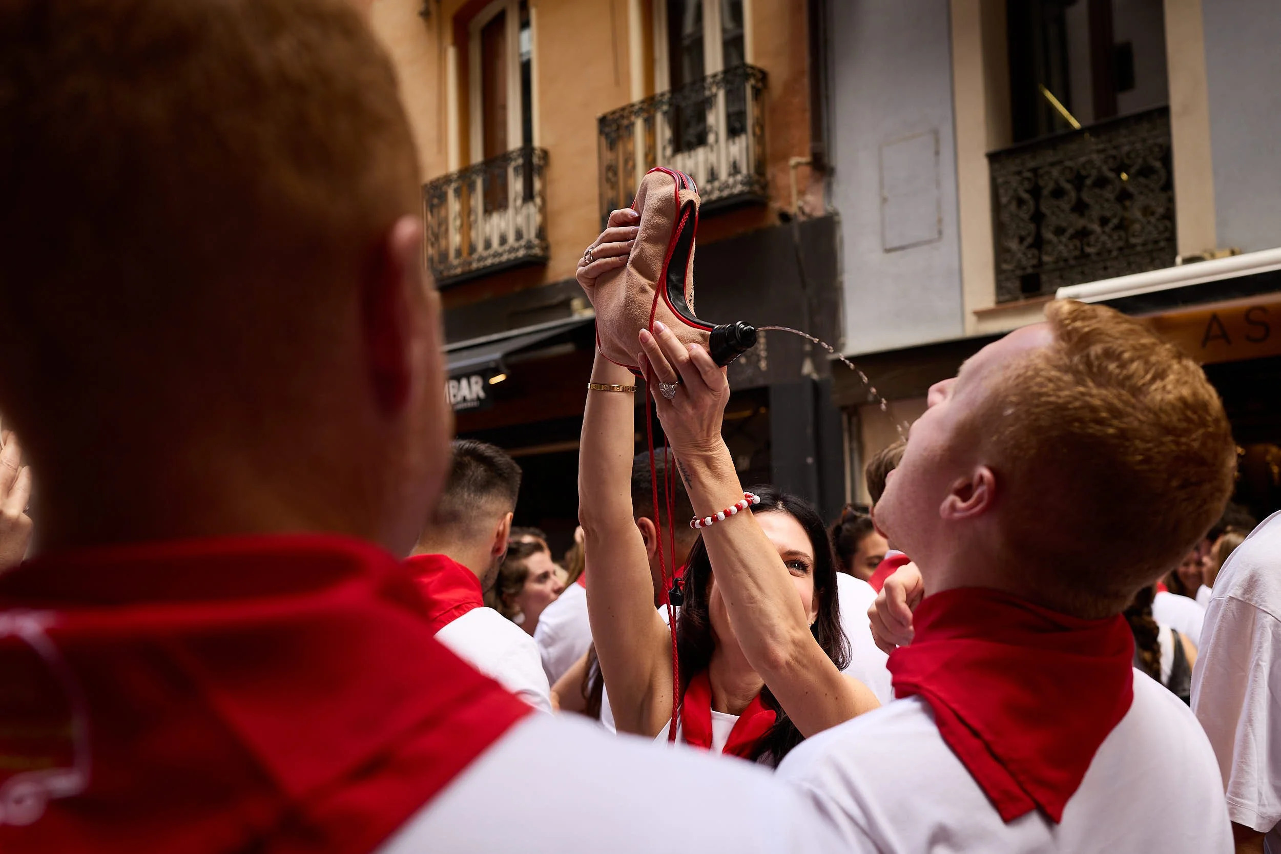 2507Running-of-the-bulls-san-fermin-pamplona-spain-James-Sturcke-0020.jpg