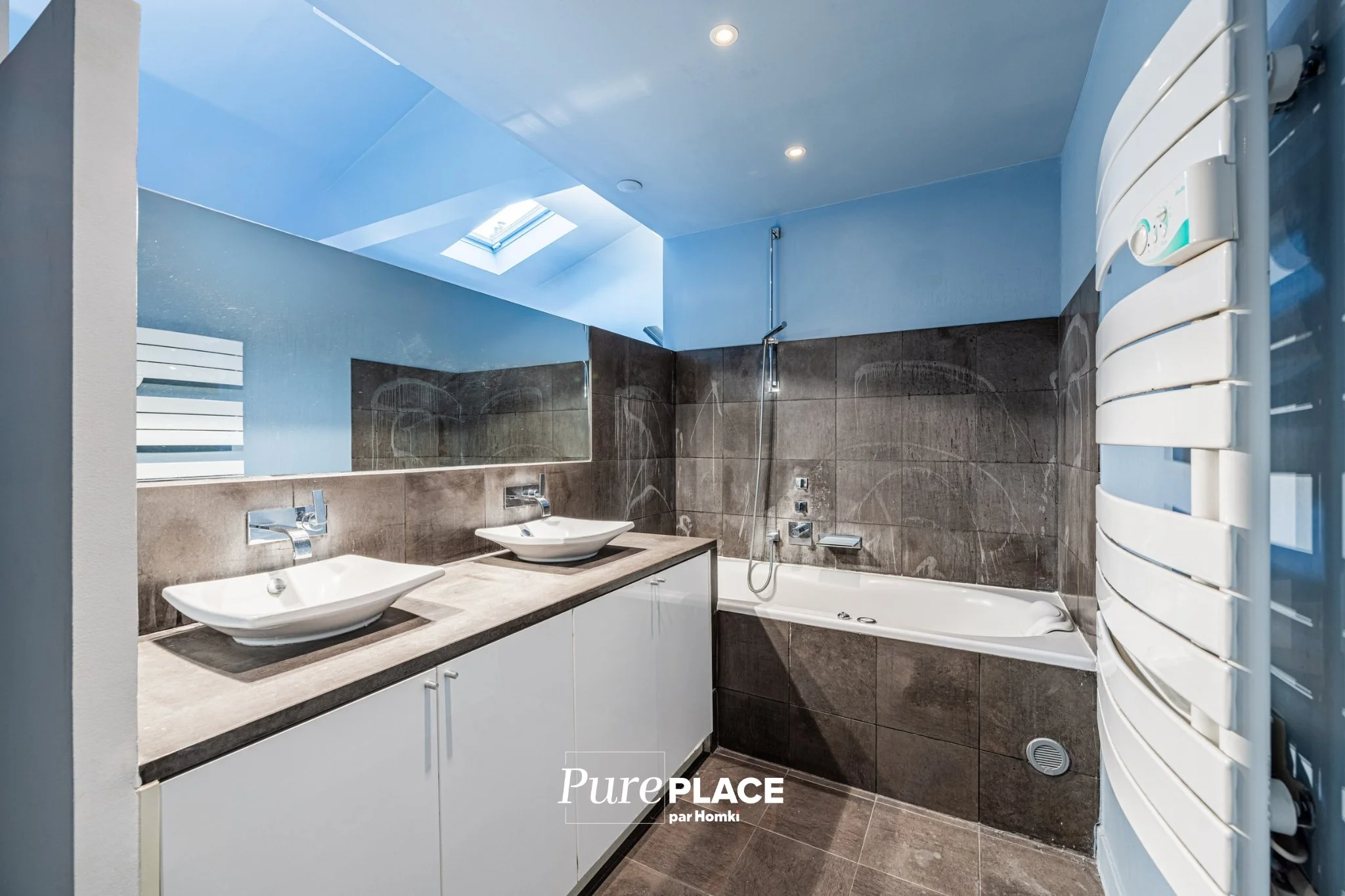 Mandat 20129 Julien Benhamou - leblanc - Pure place.jpg