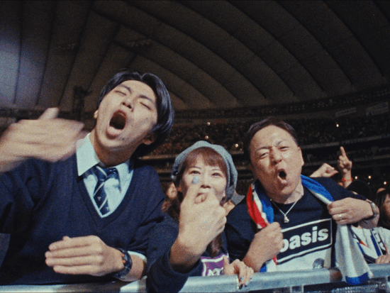 7. Oasis_Dan_Tokyo_Postcards01198455_01198455.gif