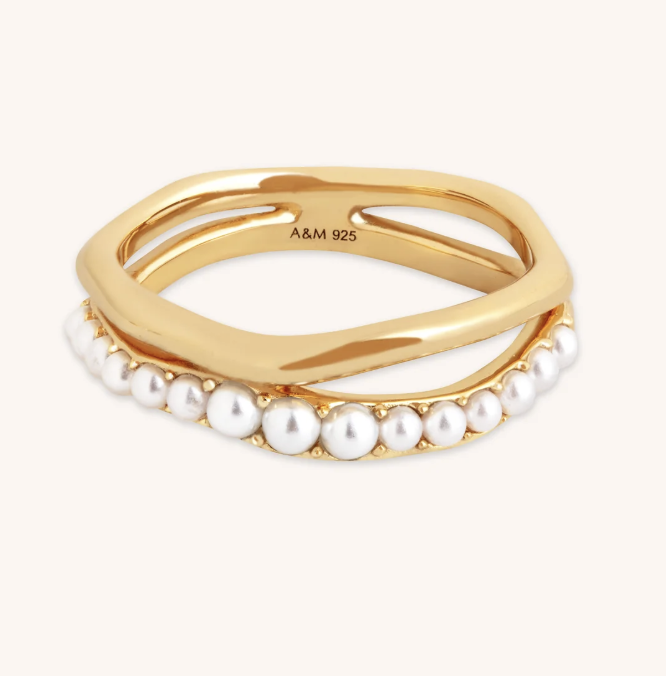 Astrid & Miyu - £52