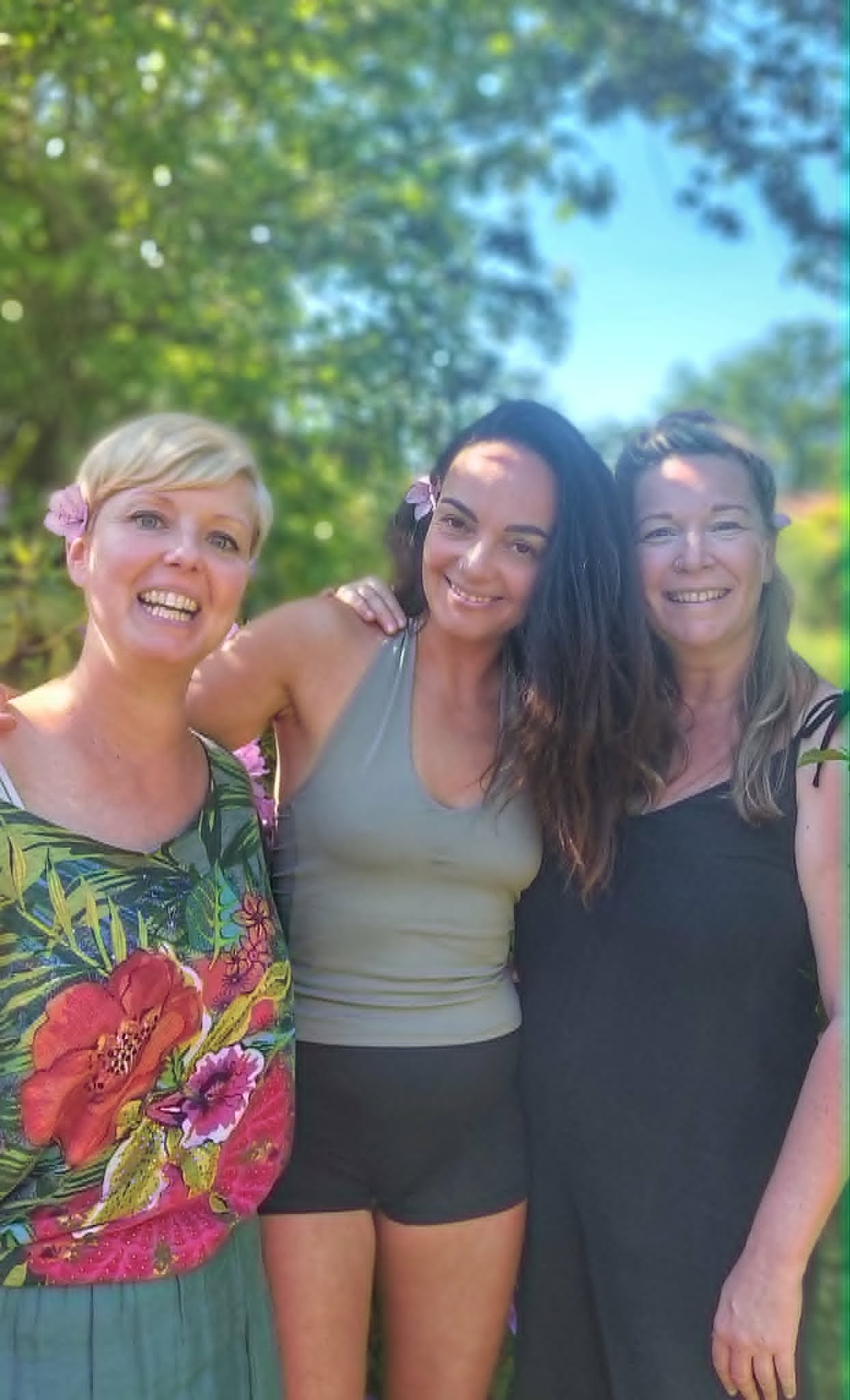 DREIKLANG – BODY, BREATH, SOUND | MIT LENA, JENNY &amp; JULIA