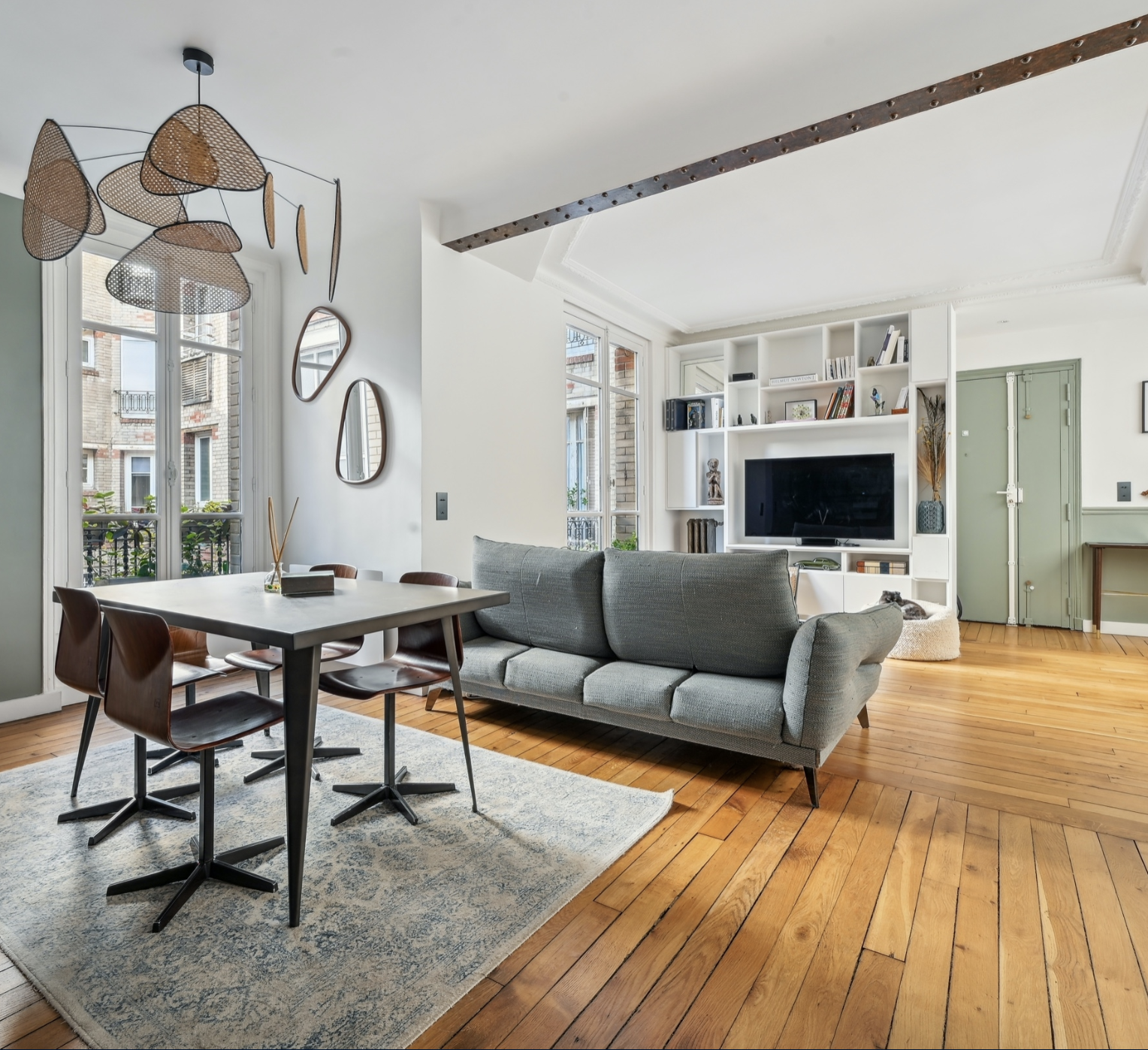 PARIS 3e- 81m2