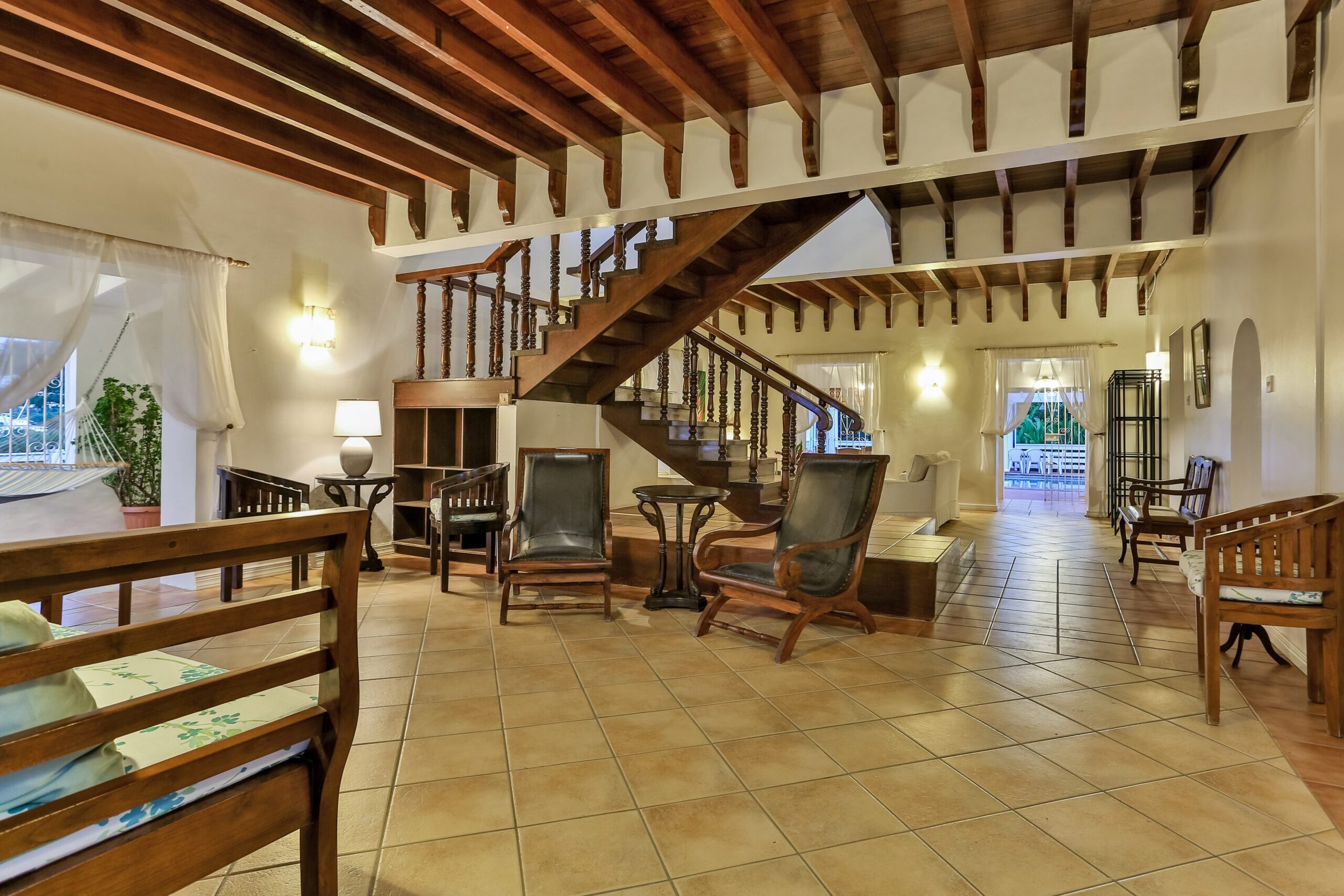 Kaye-Blanche-Front-Living-scaled.jpg