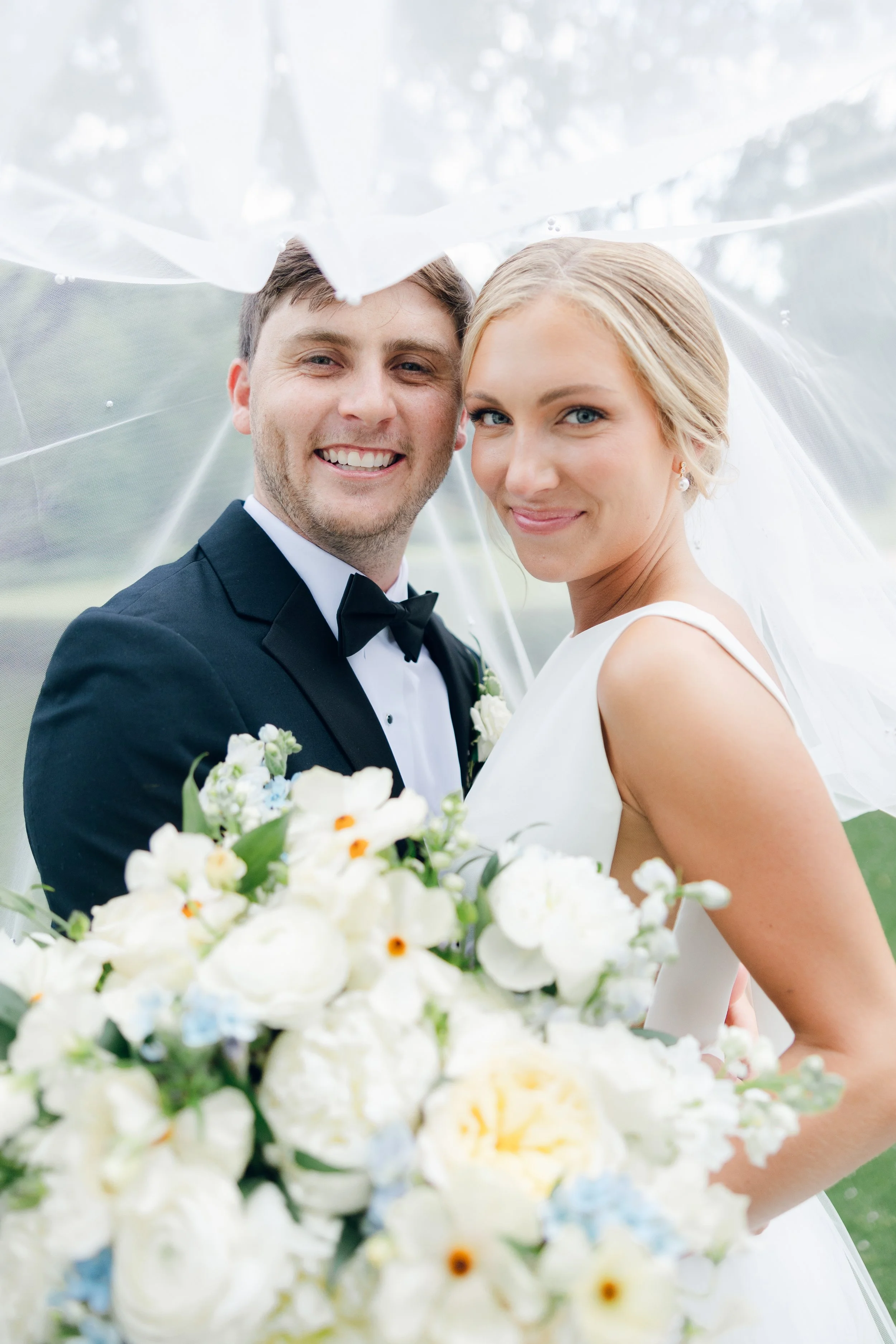 Hannah & Chad Sneak Peek-18.jpg