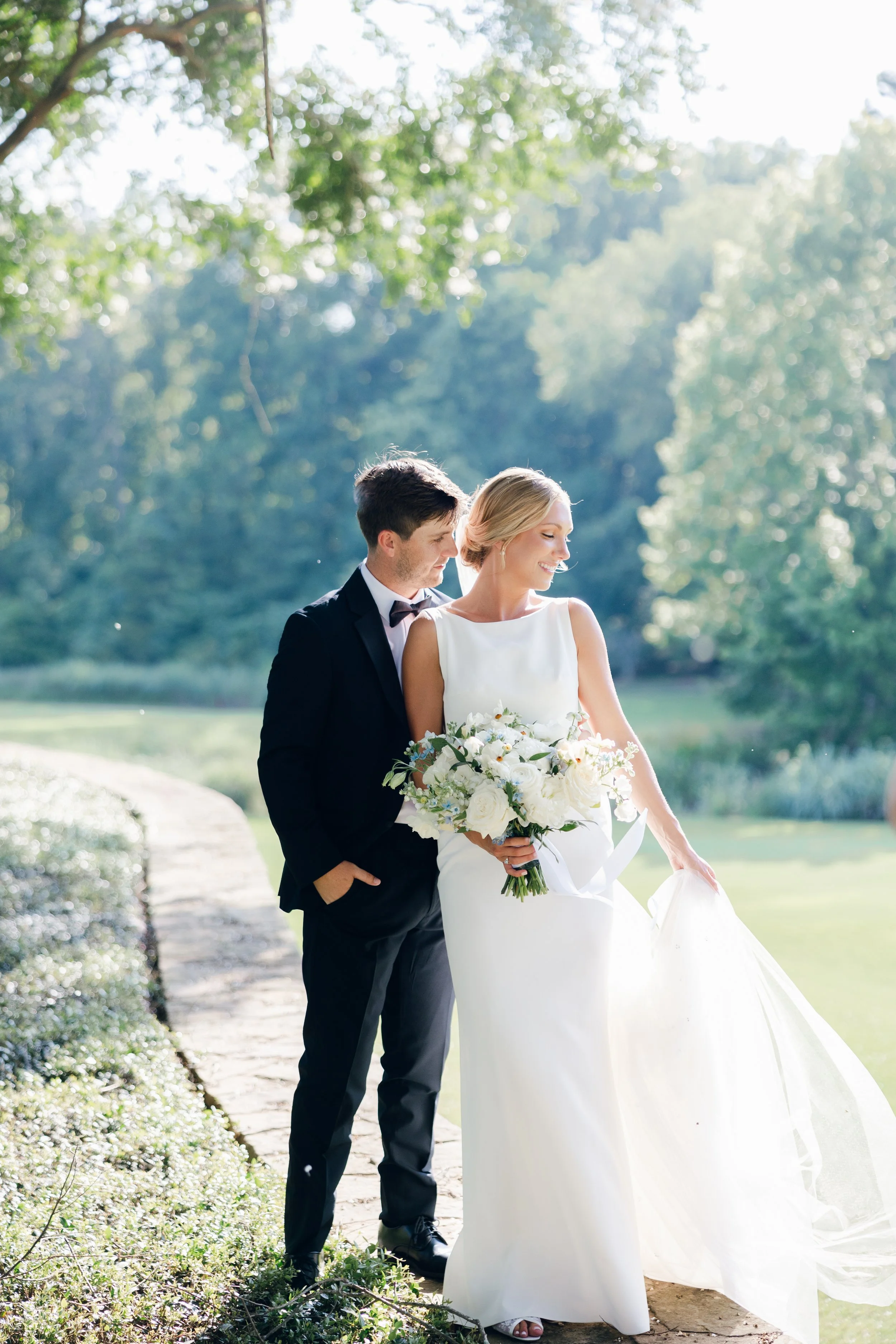 Hannah & Chad Sneak Peek-35.jpg