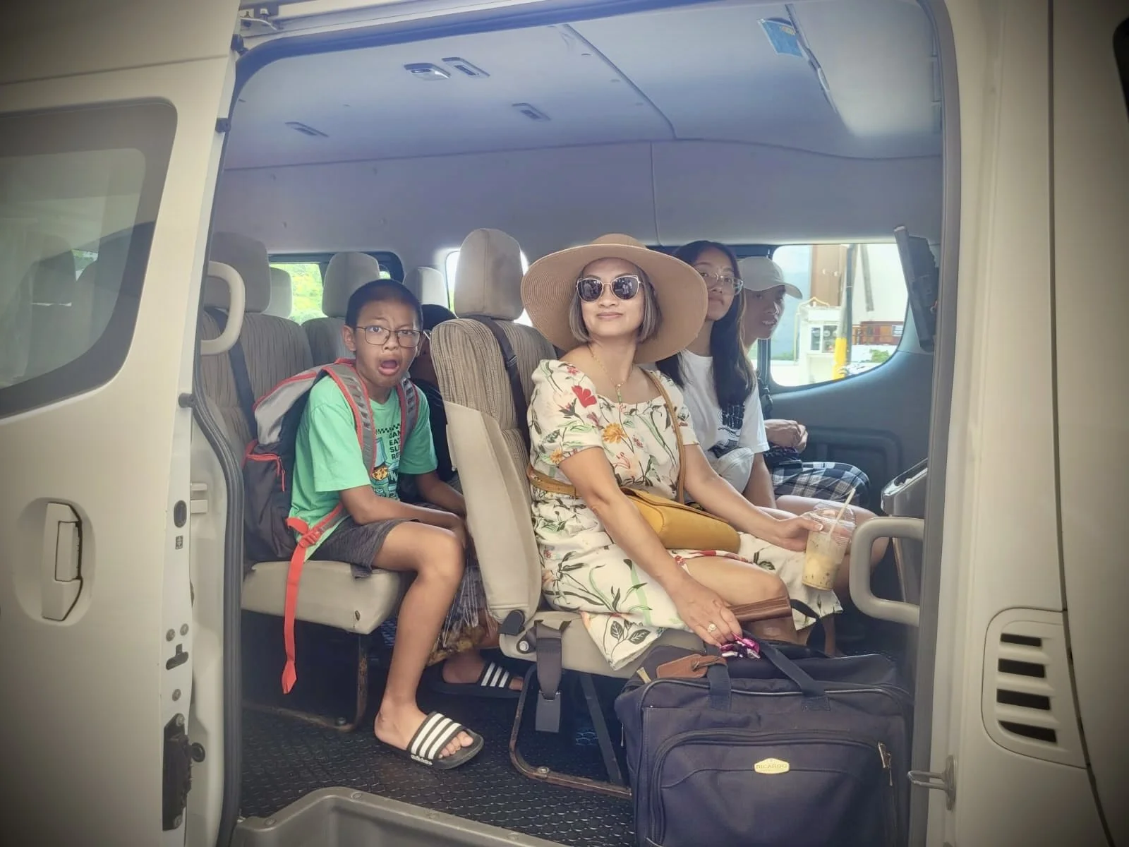 9ce2c1a1-ba69-4d1f-8866-40395da05ed9 2.jpg