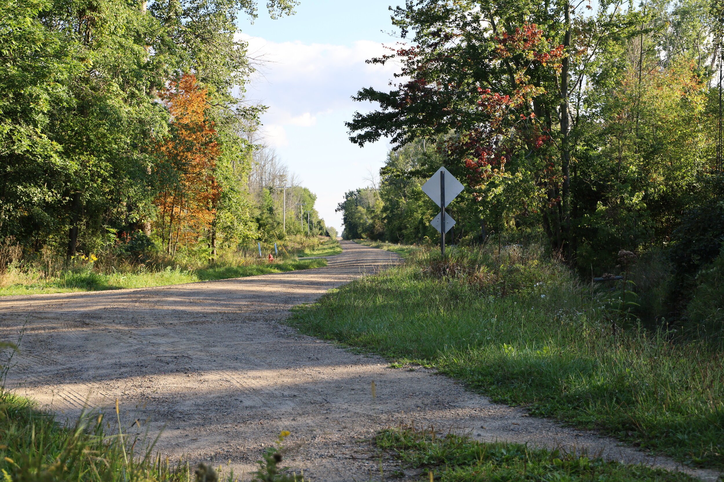 Parking+-+End+of+Pochert+Road+-+Kernan+Memorial+Nature+Sanctuary.jpeg