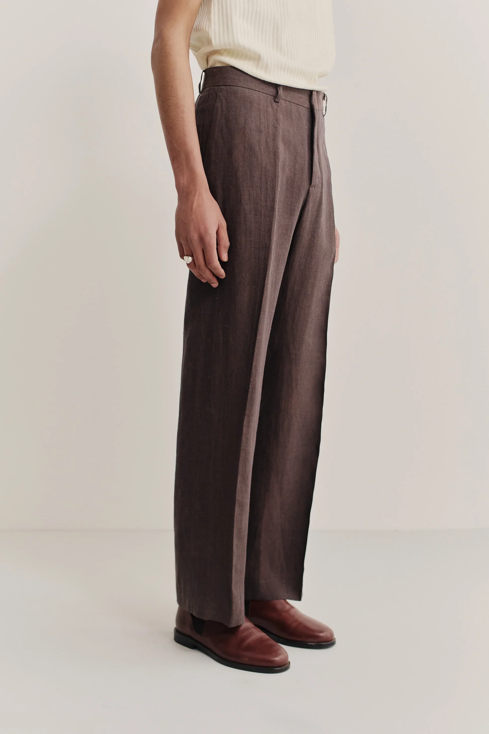A Kind of Guise - TAILORED WIDE TROUSERS (BURNT UMBER)