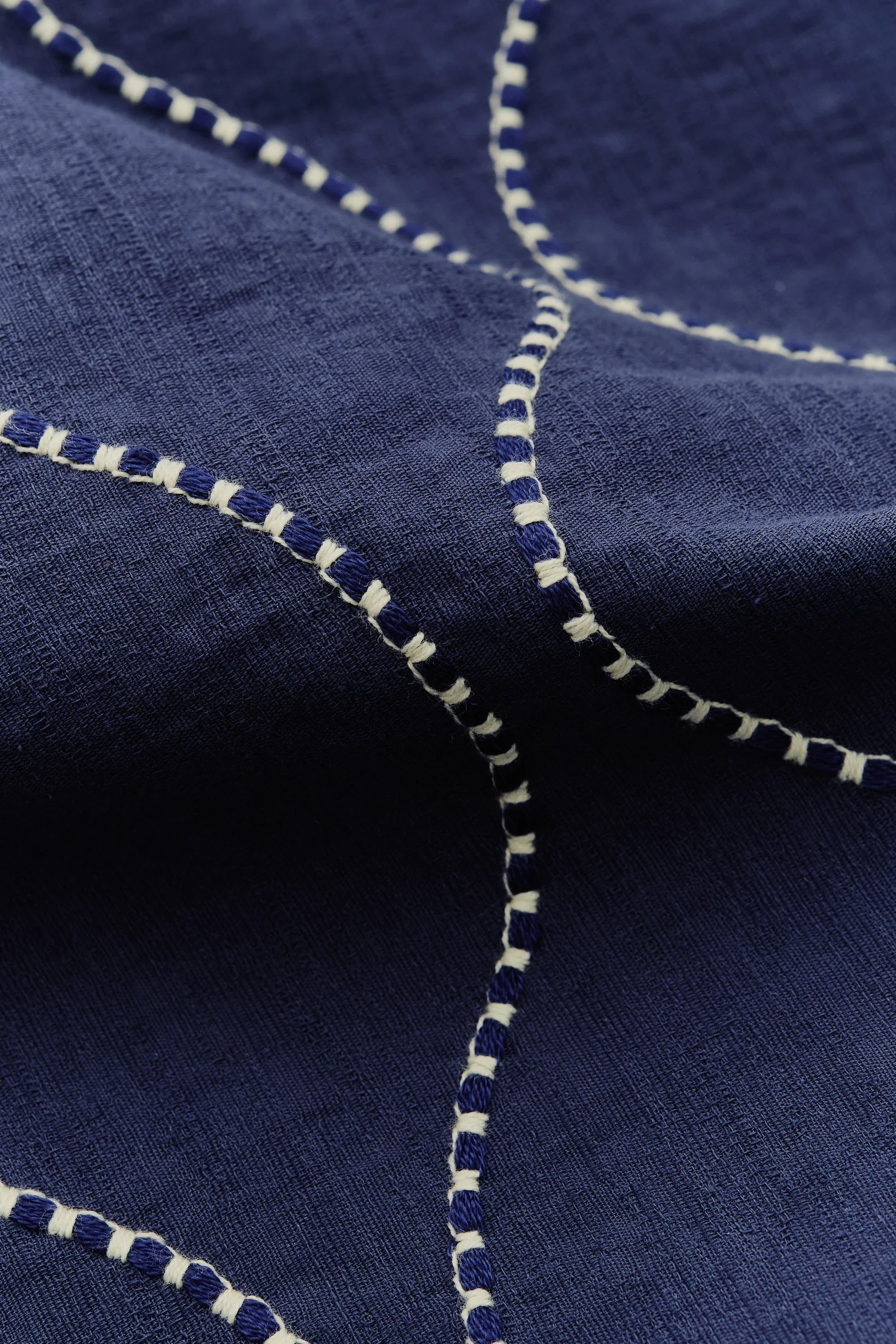 AKINDOFGUISE_SS26_PINO_SHIRT_OCEAN_WAVES_7937.jpg.webp