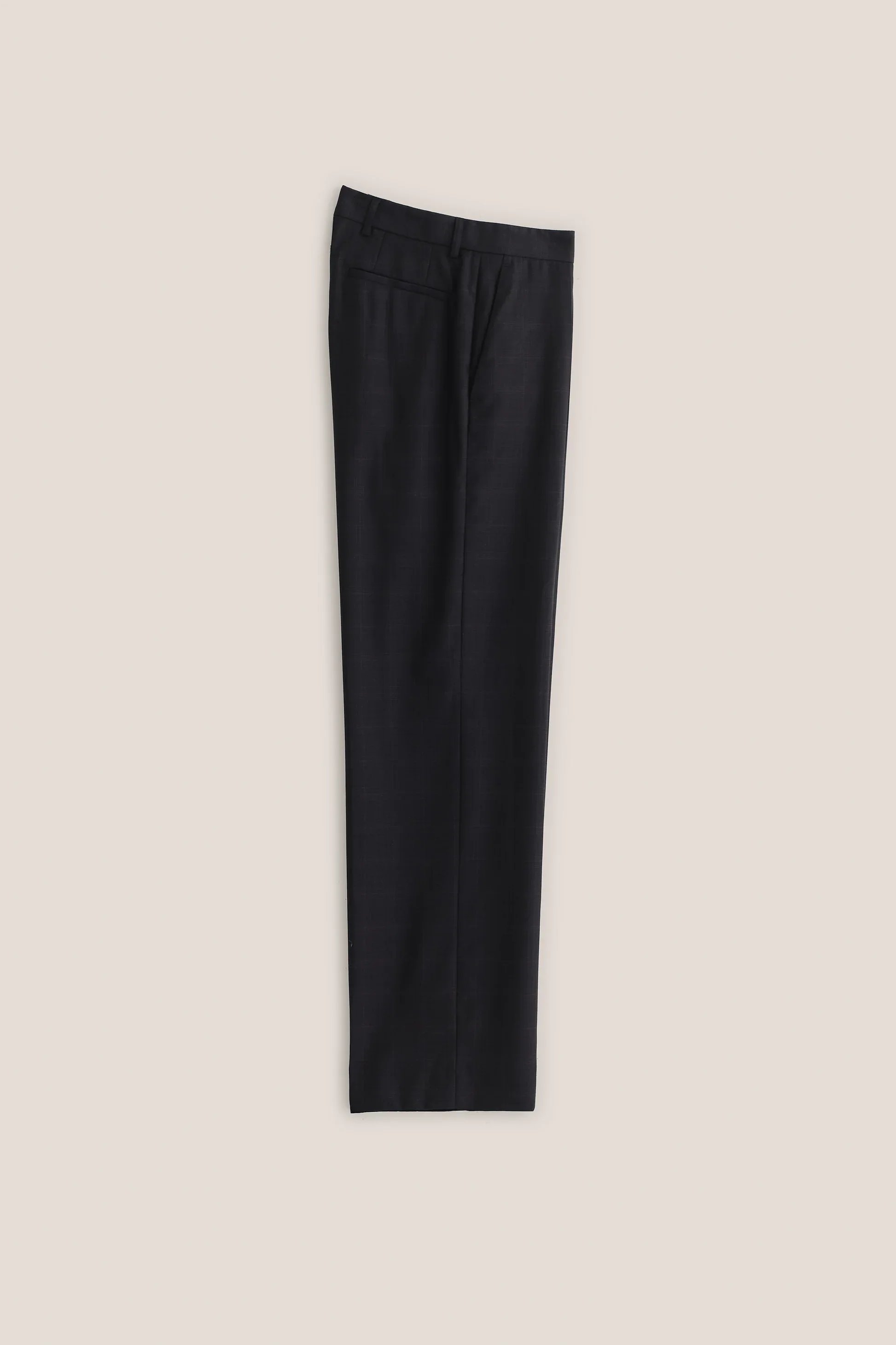 AKINDOFGUISE_SS25_TAILORED_WIDE_TROUSERS_CHECKERED_BLACK_0139.jpg.webp