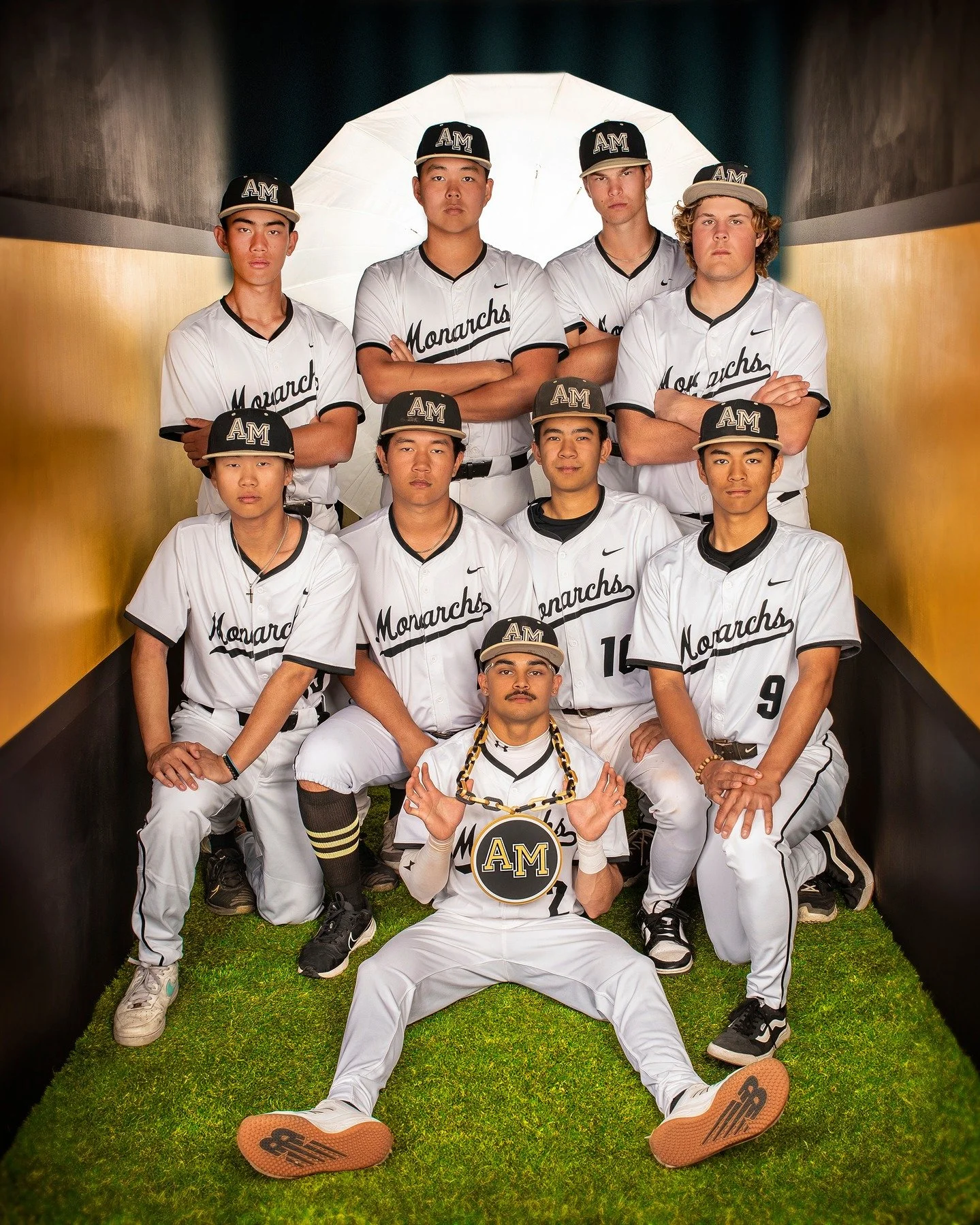 It's the time of year to lock in!! Keep your eye on the prize. Inspired by @jadaanddavid . Let's Gooooo! #sportsportraits #westcottlighting #nikon #tamronamericas #baseball ⚾🏆🔥