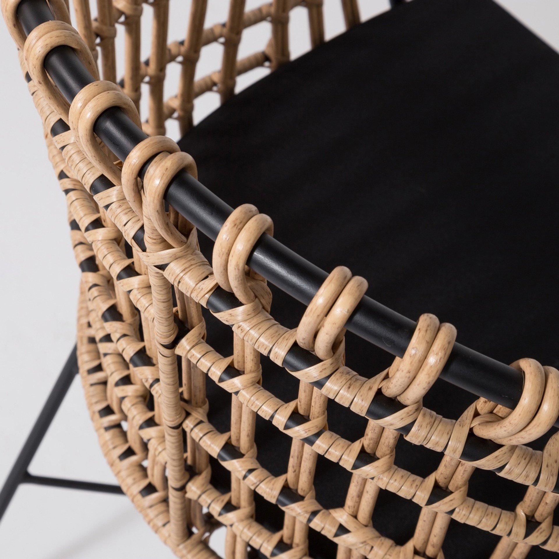 38 Barrel Chair - 06.jpeg
