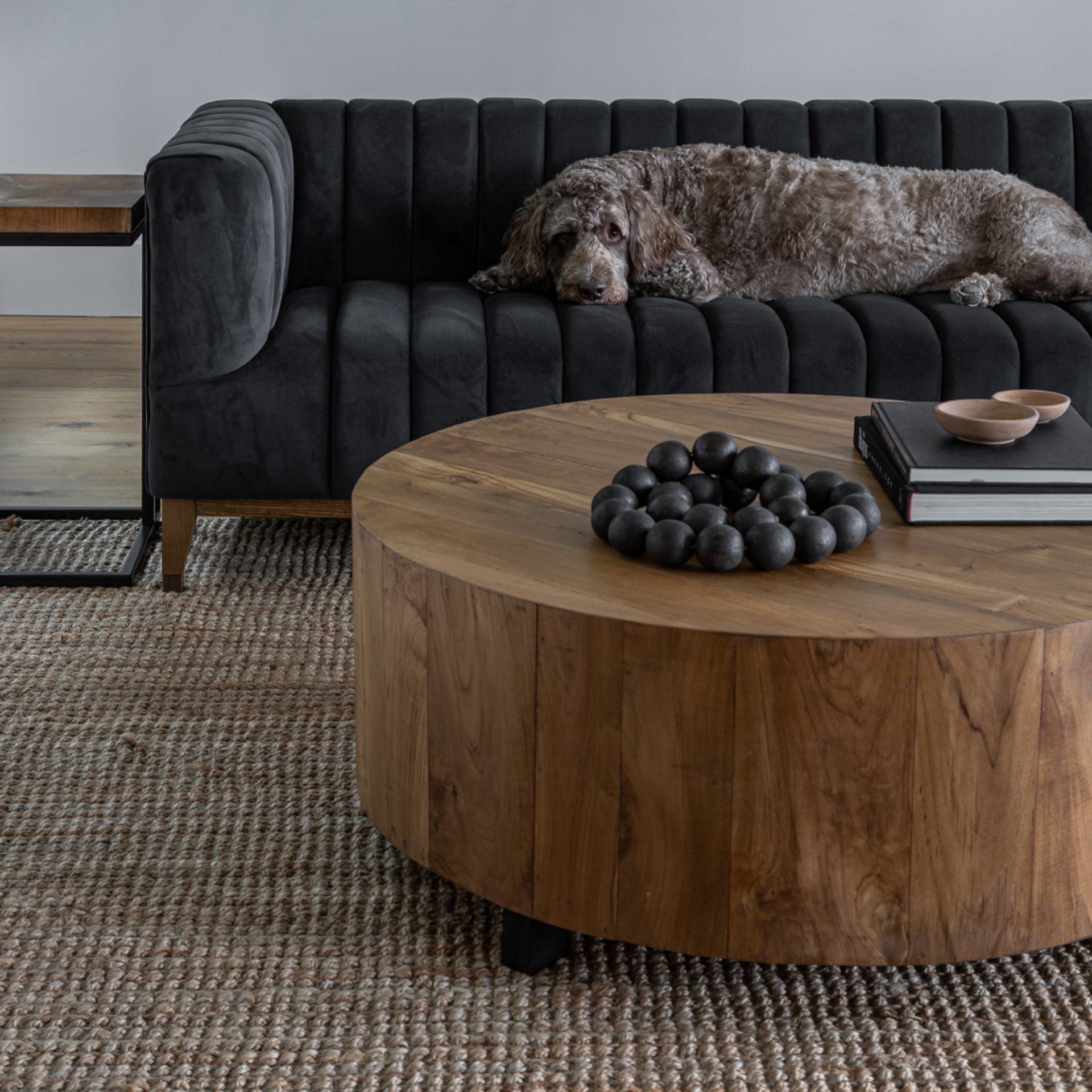 74 Round Coffee Table - 03.jpeg