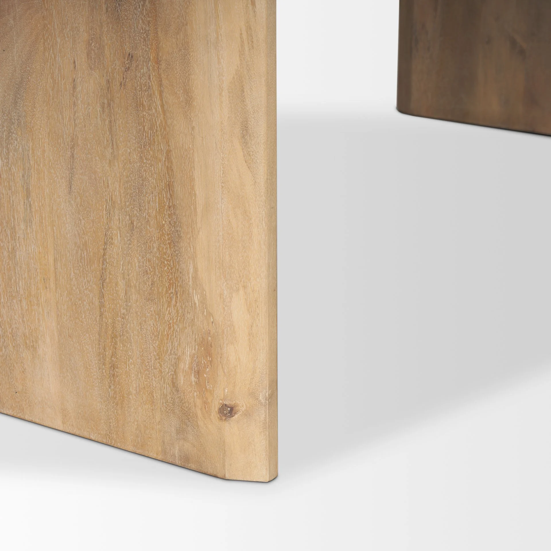 Leg Detail on Oak Dinging Table.jpeg
