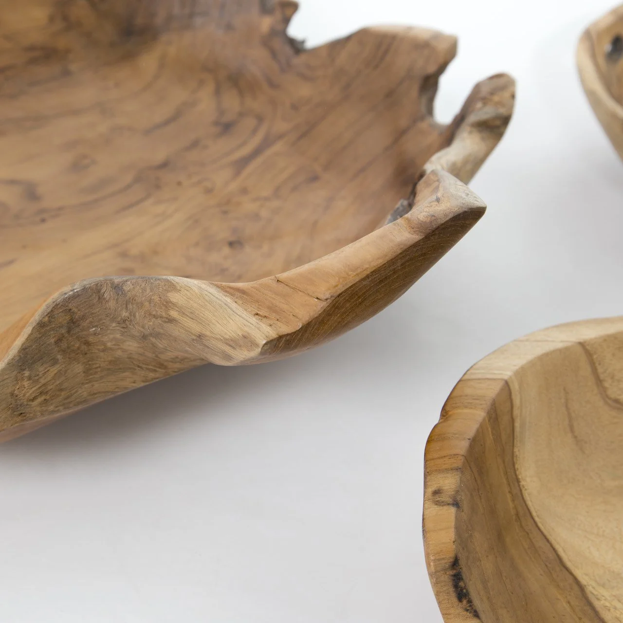 Live Edge Bowl Set-Edges.jpg