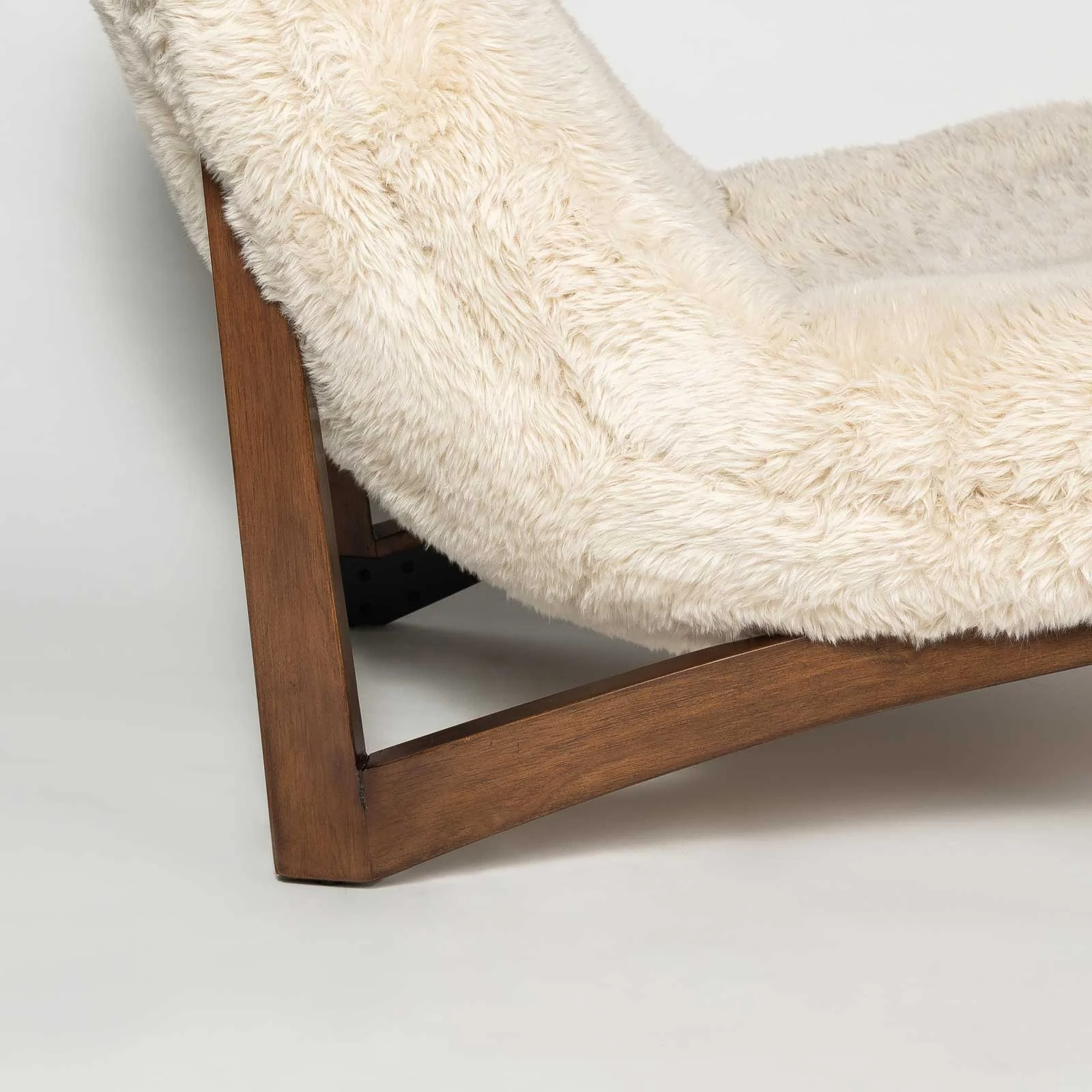 Gold Chair_16.jpg