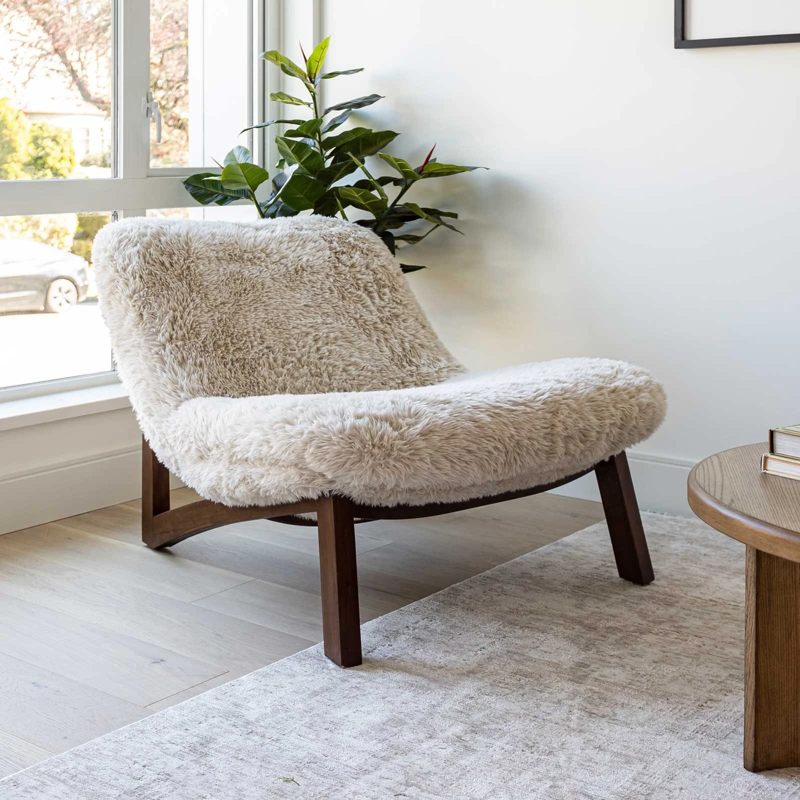 Gold Chair_11.jpg