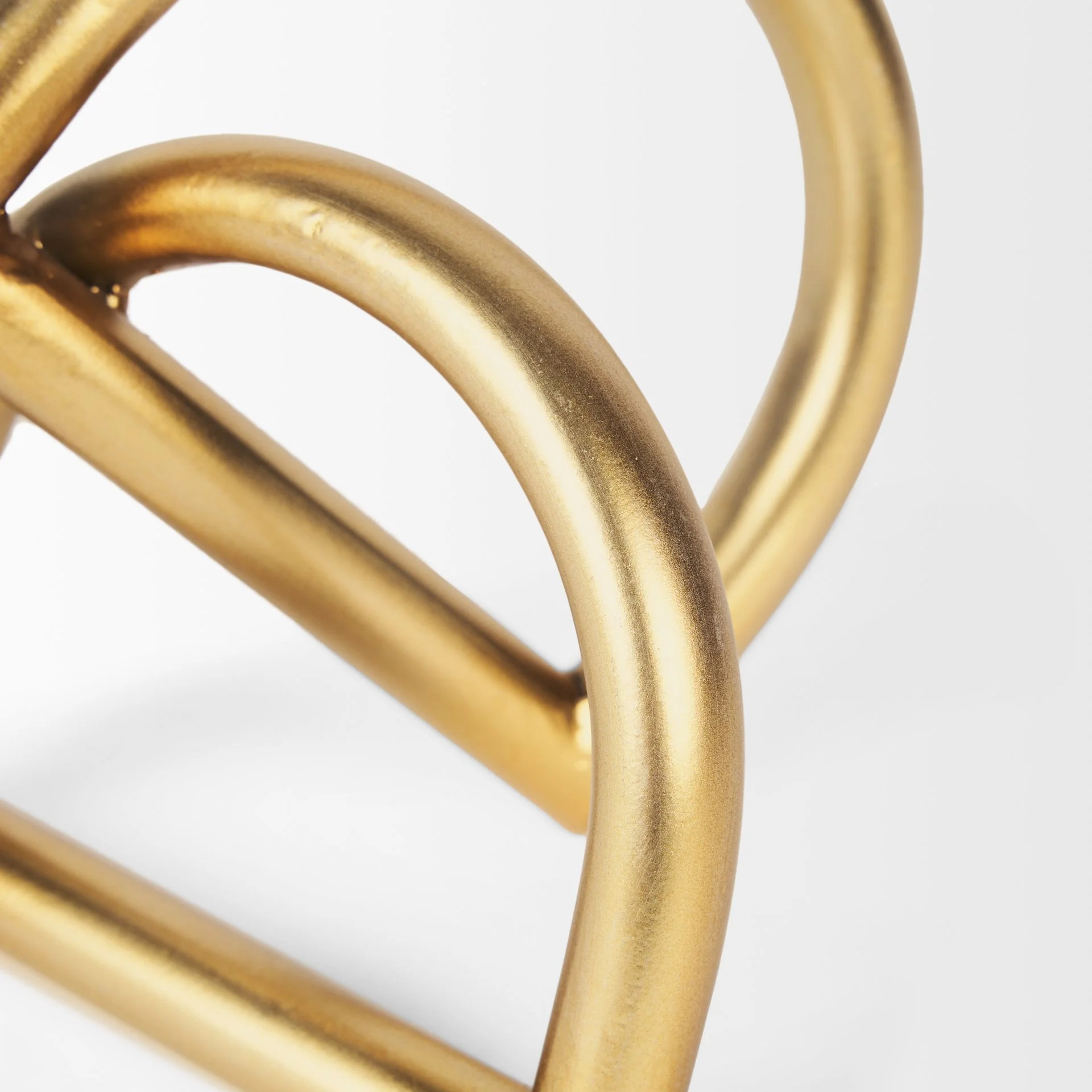 Sculptural Gold Link Small Finish.jpeg