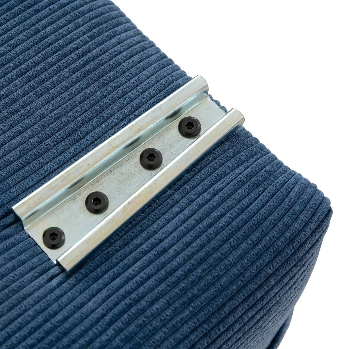 Assembly hardware on the 30 sofa in azure