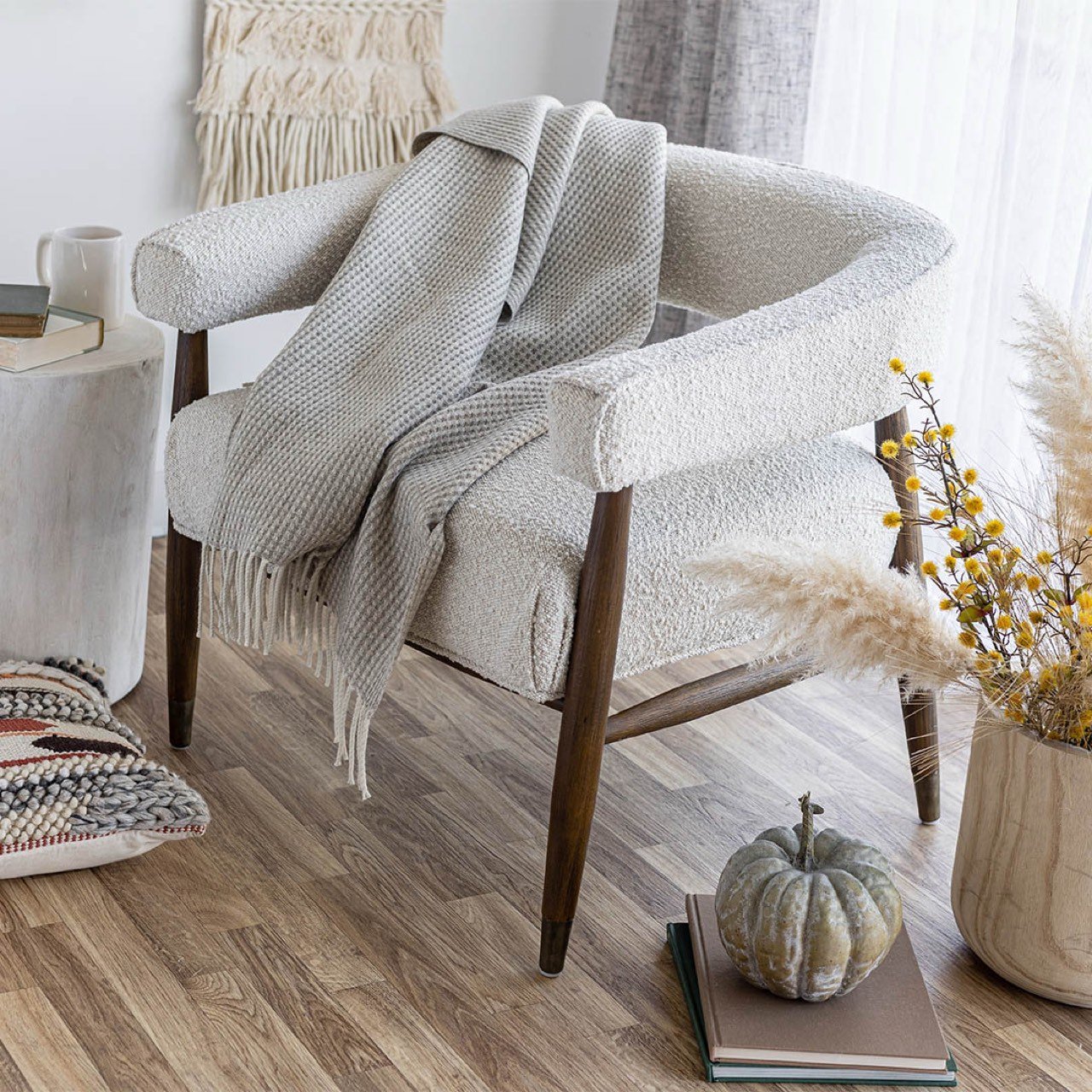 Everest Chair - Cream Boucle_8.jpg