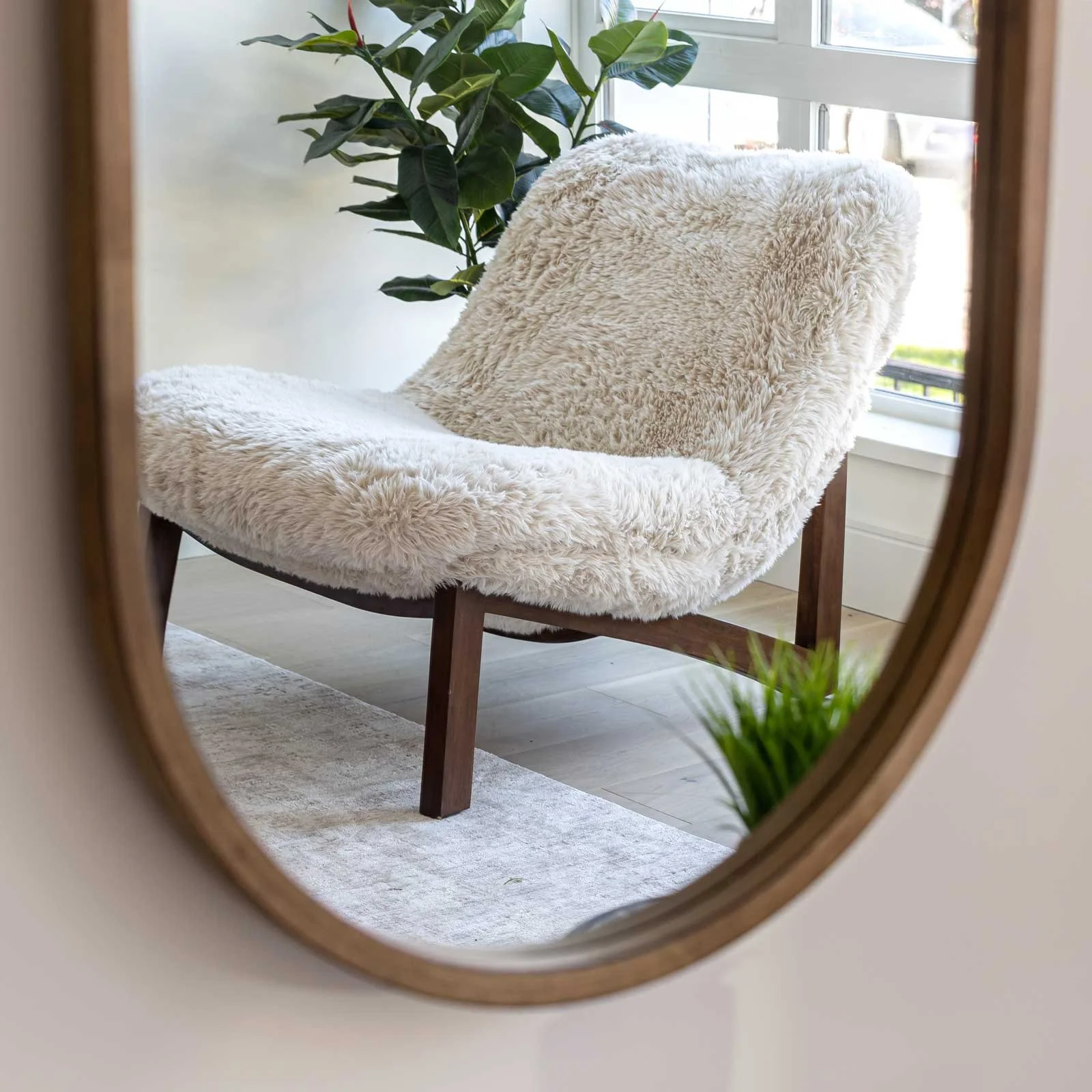 Gold Chair_13.jpg