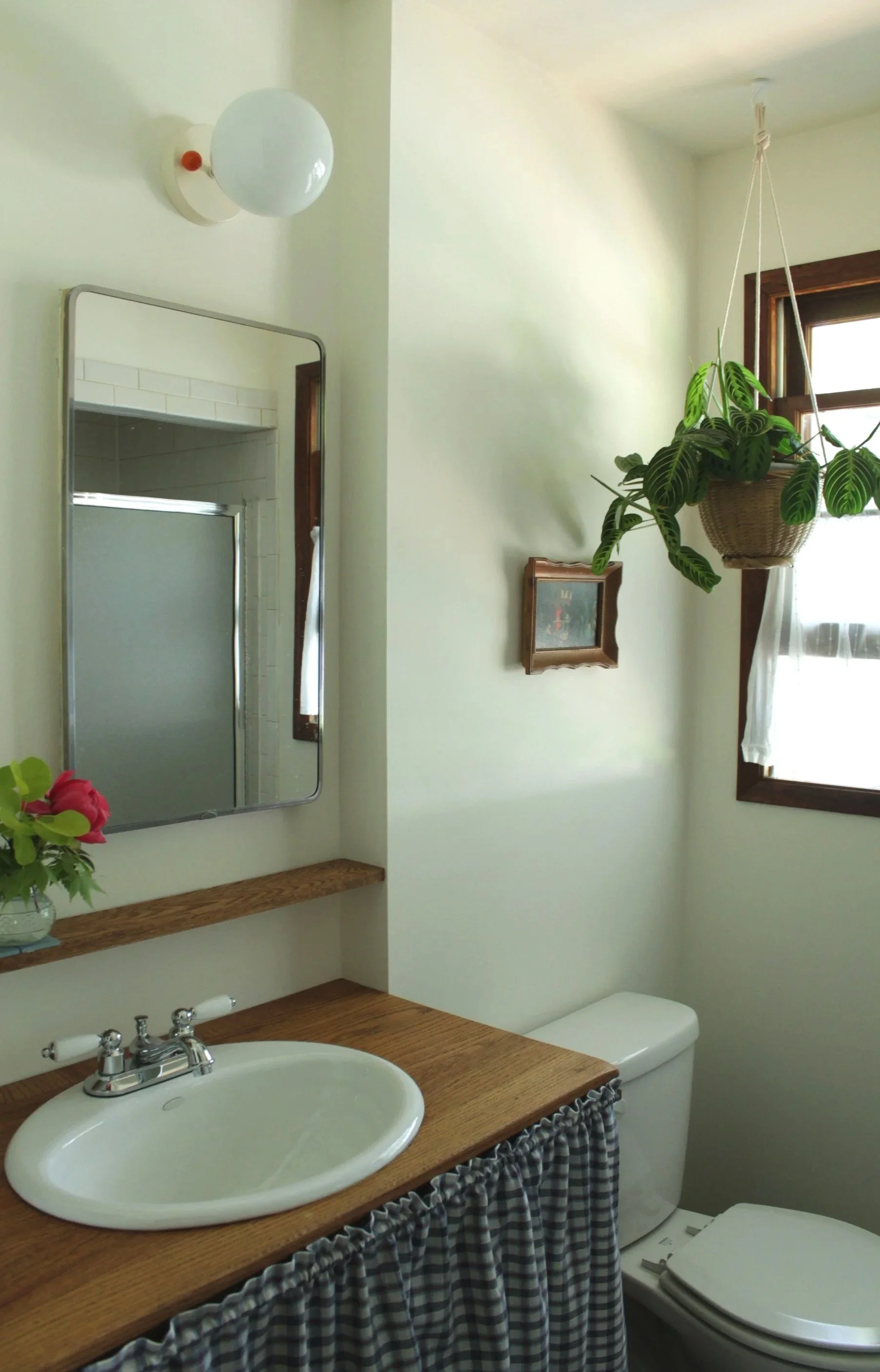 Cottage inspired bathroom renovation in Beaverton, Oregon