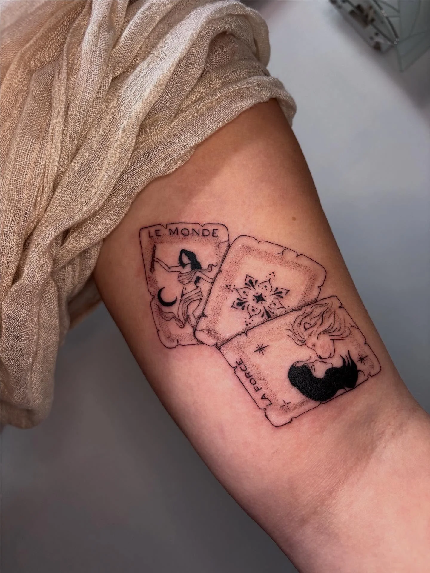 Carte de Tarot inspir&eacute;e du Tarot traditionnel pour Danielle 💞
Merci pour ta confiance 🥹🤍✨