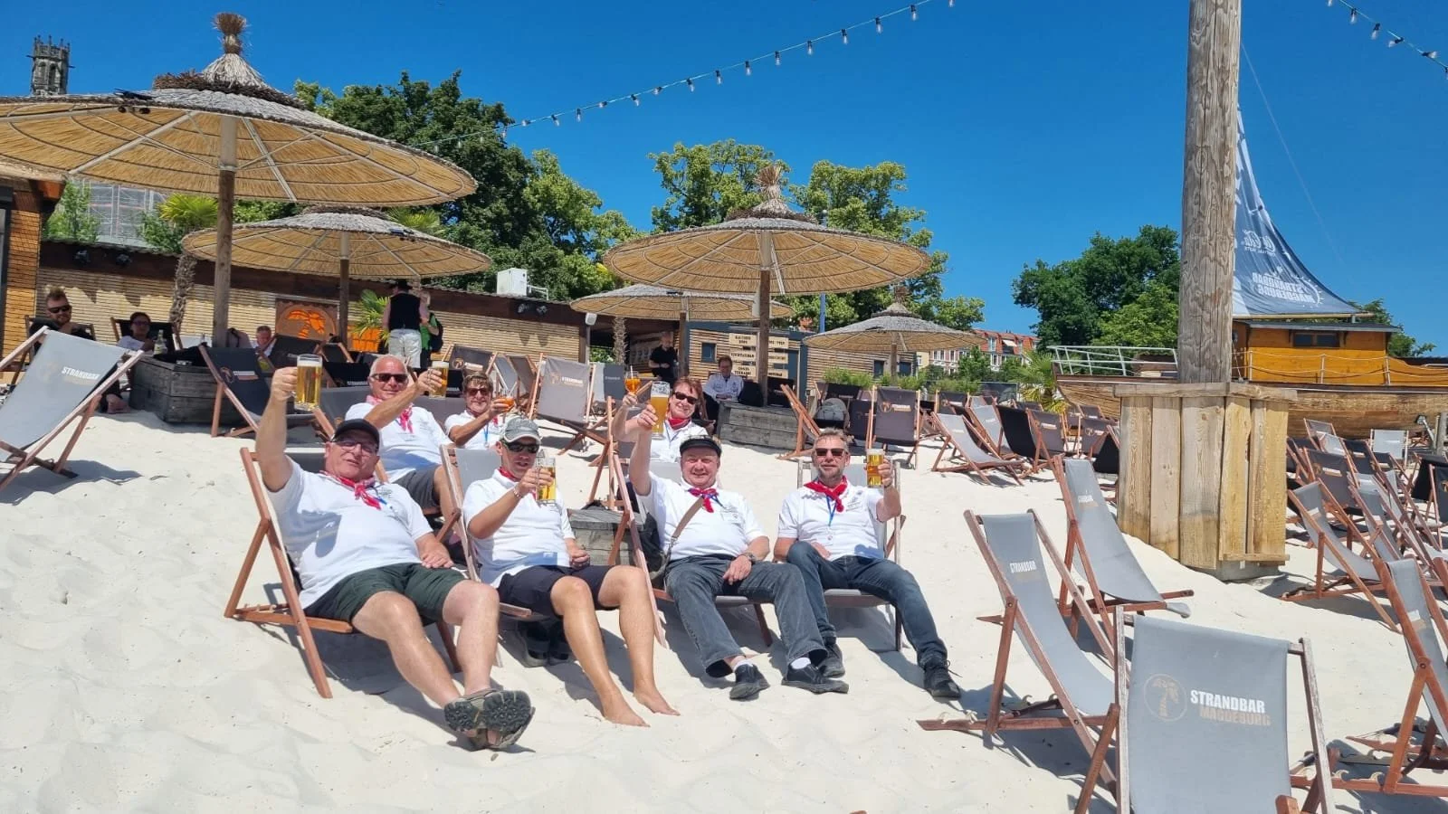 Ab zur Strandbar!